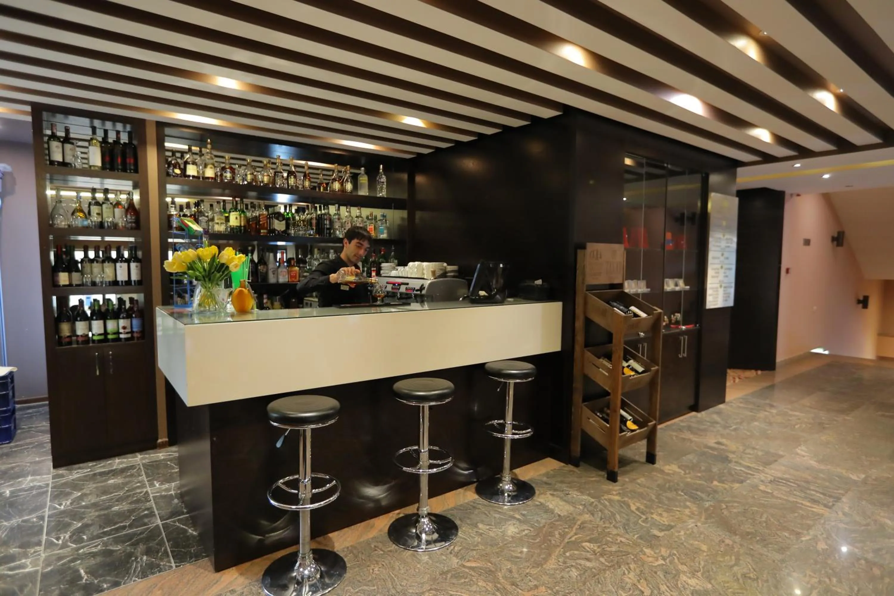 Lounge or bar in Aghveran Ararat Resort Hotel