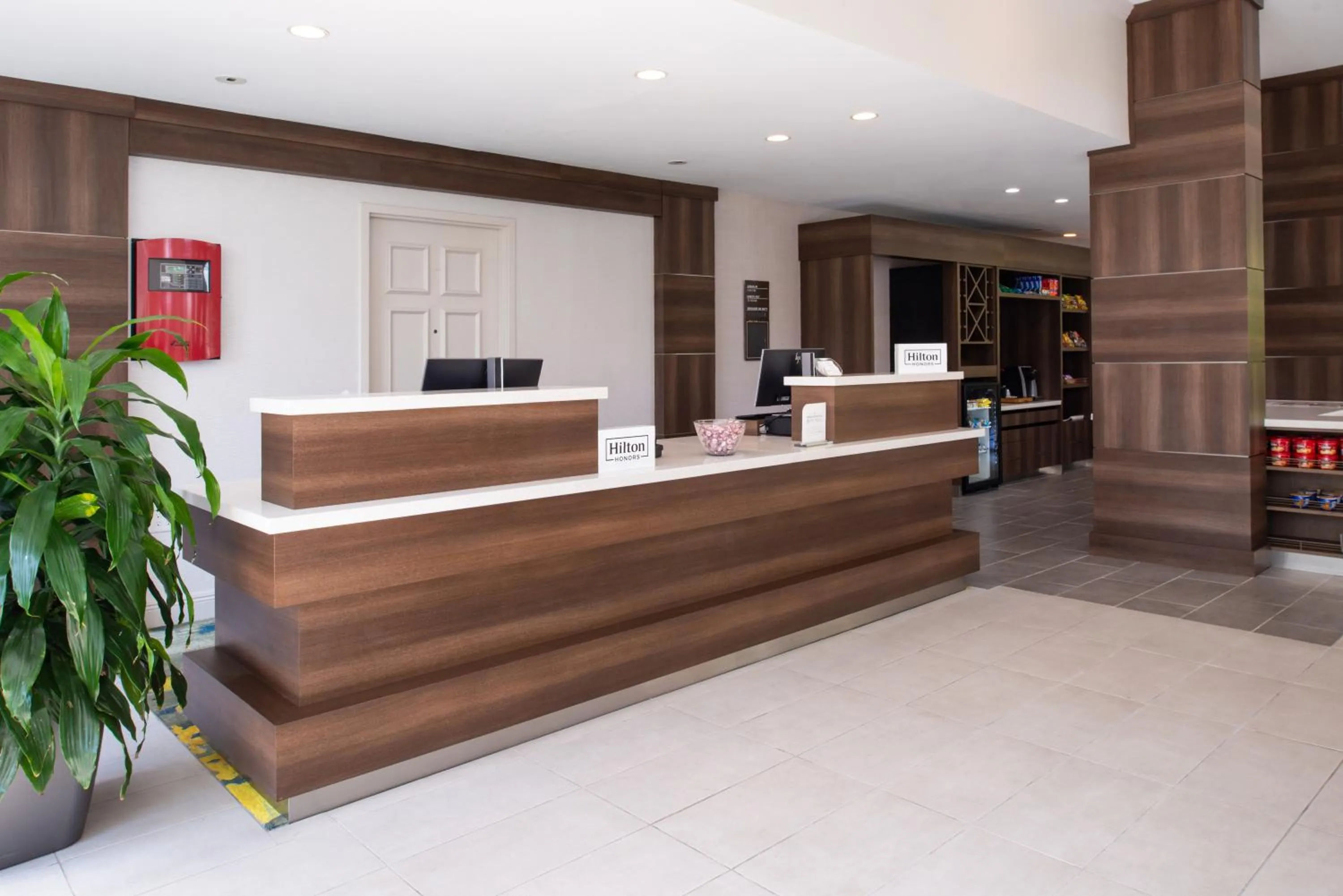 Lobby or reception in Hilton Garden Inn Baton Rouge Airport