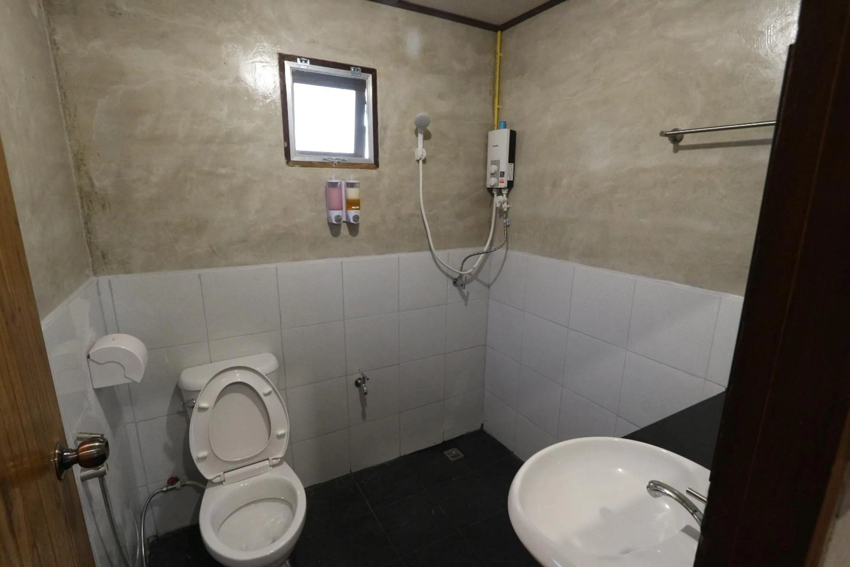 Bathroom in Baan Khue Wieng Resort