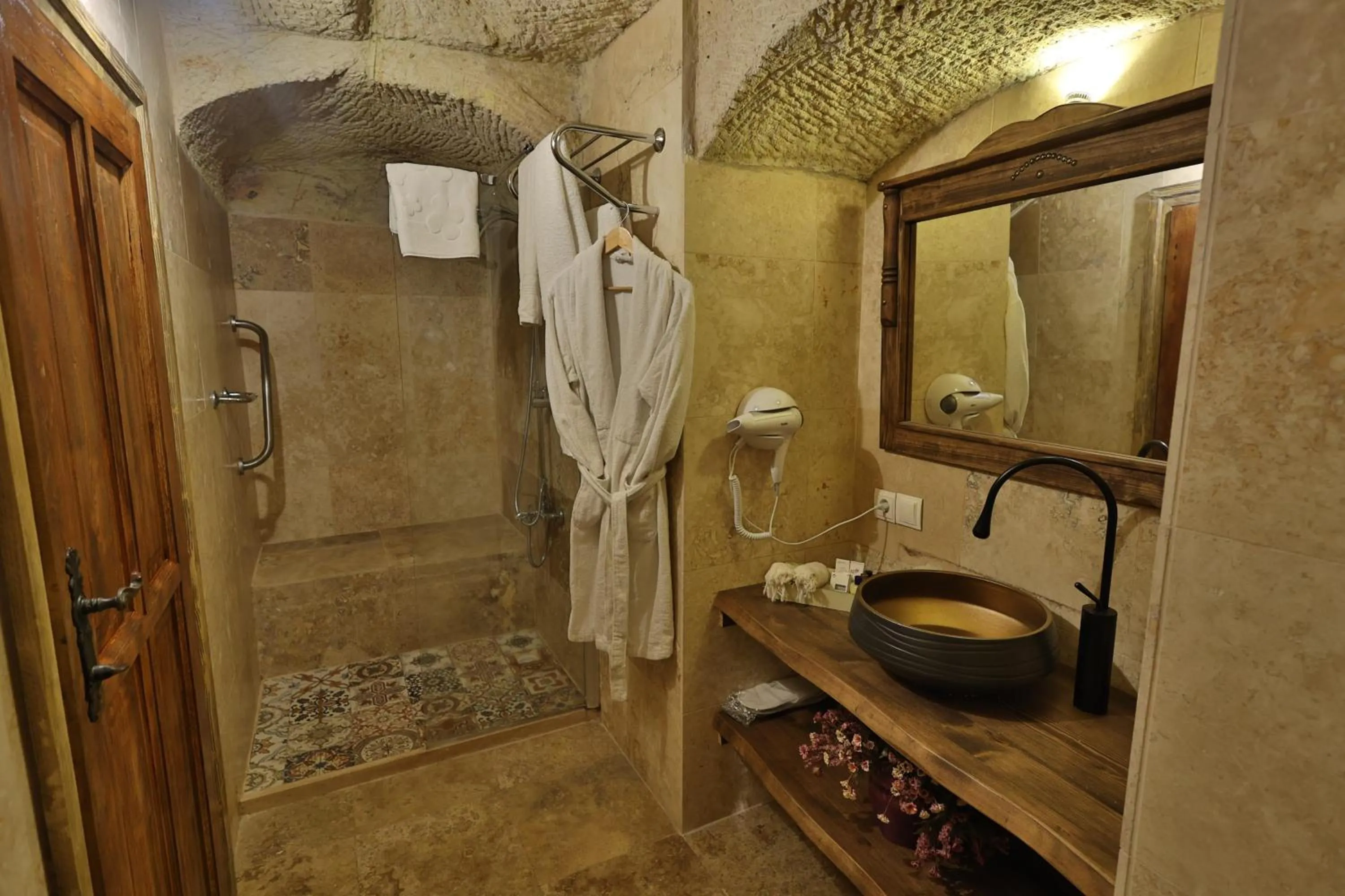 Photo of the whole room in Demisos Caves Hotel