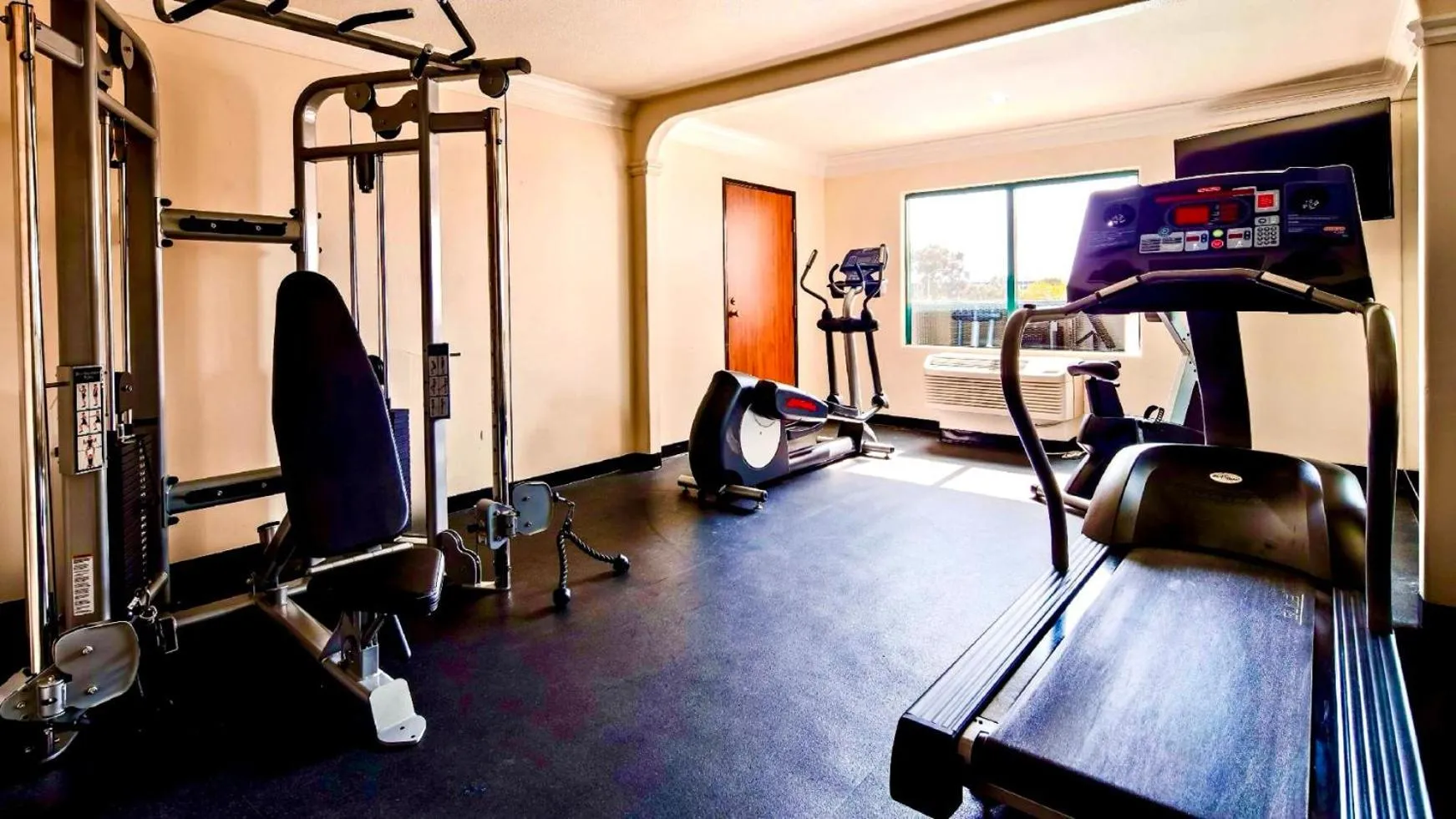 Activities in Best Western Plus Suites Hotel - Los Angeles LAX Airport