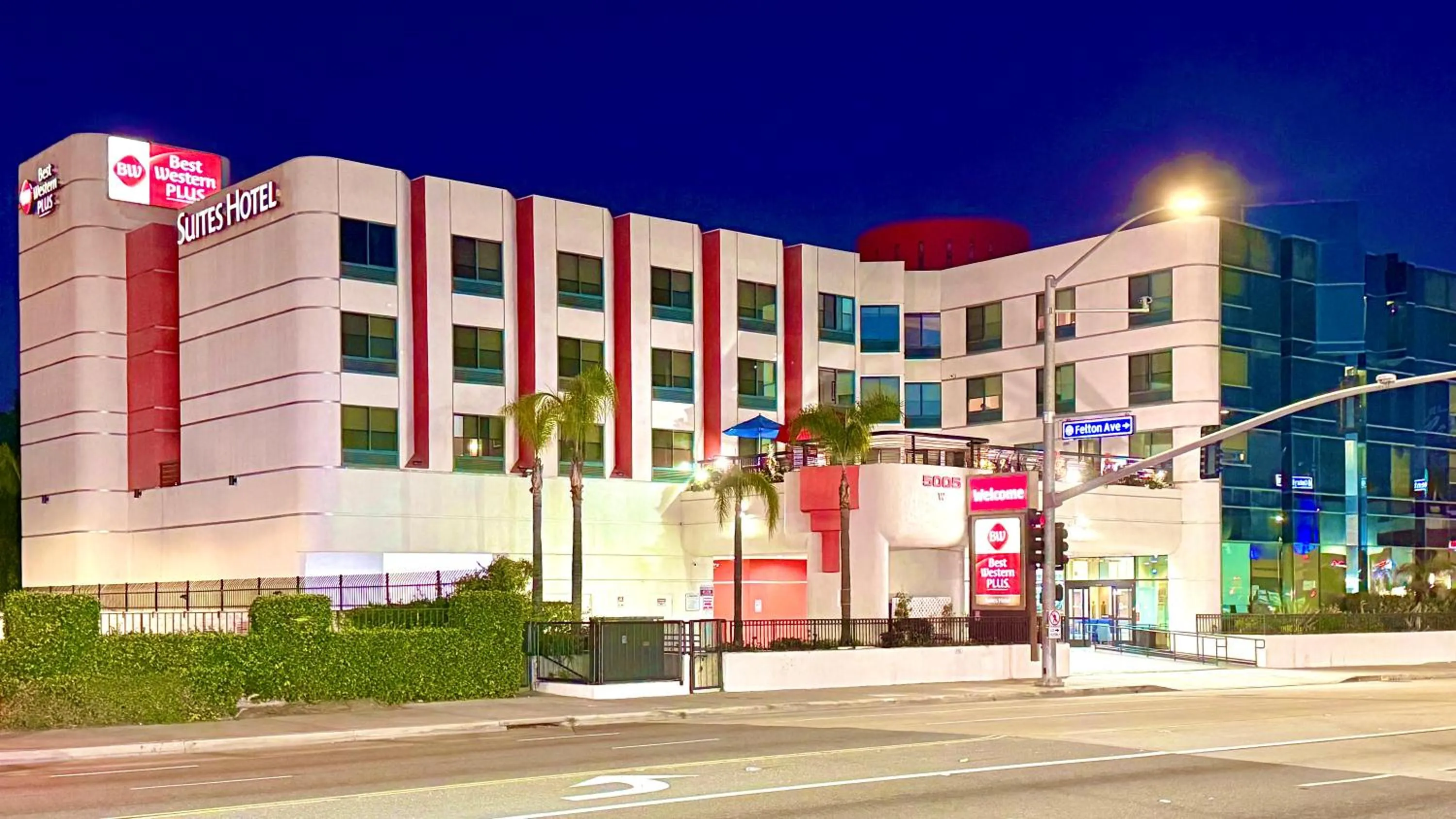 Property building in Best Western Plus Suites Hotel - Los Angeles LAX Airport