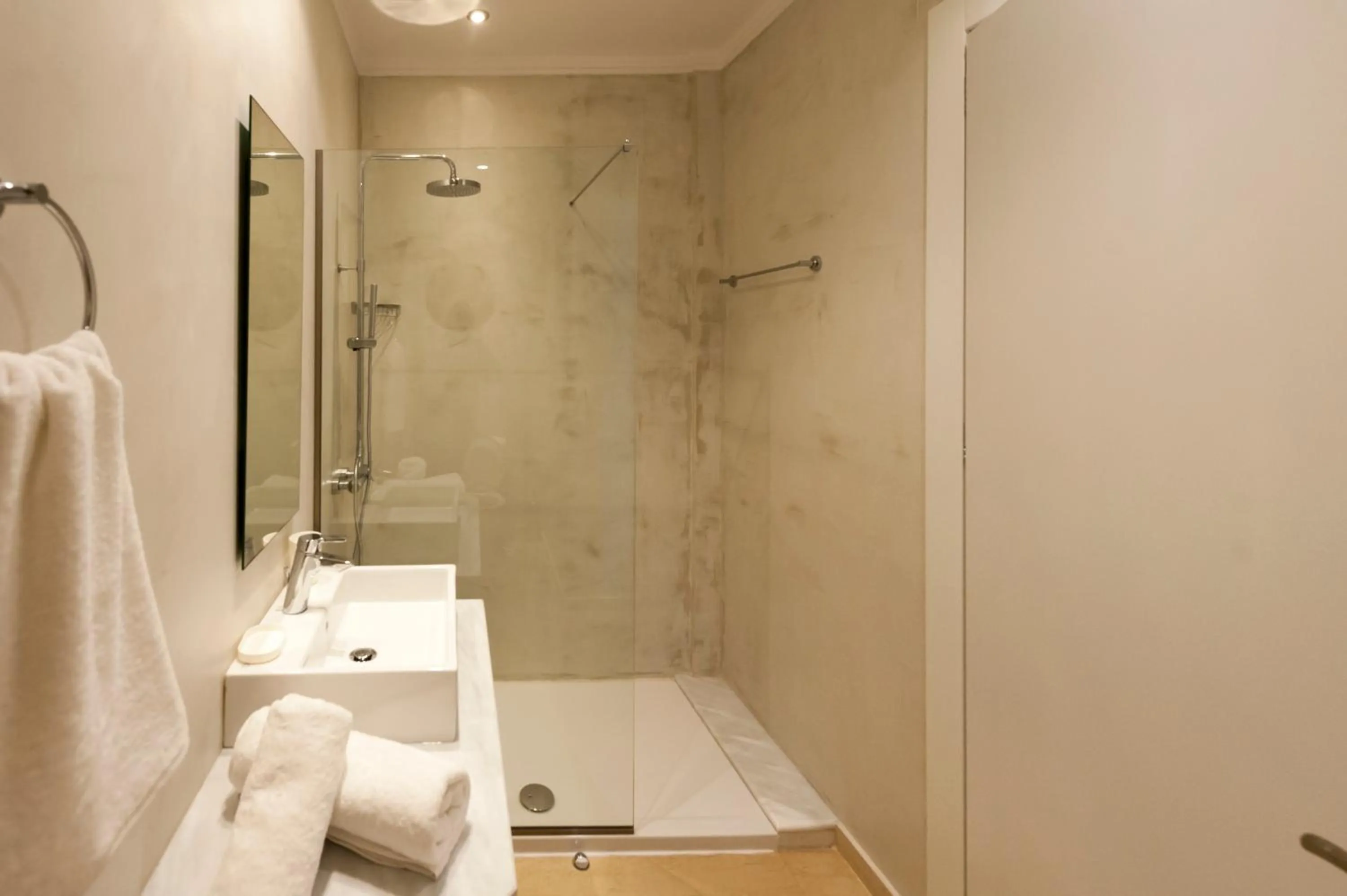 Bathroom in Helion Apartments