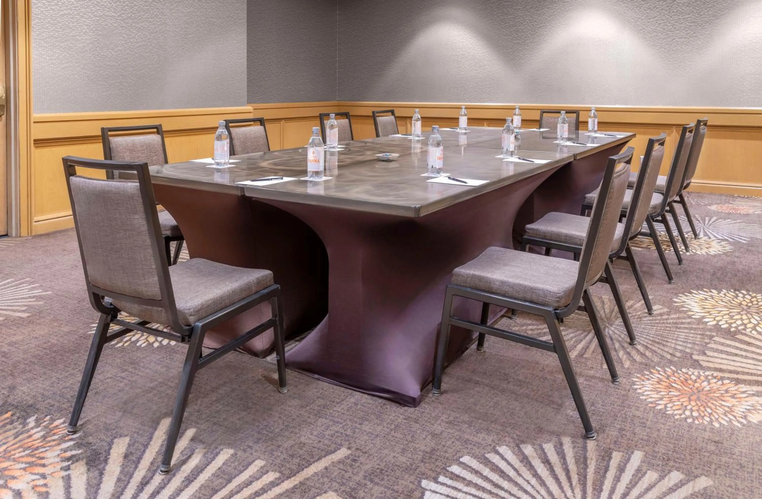 Meeting/conference room in Hilton Orange County/Costa Mesa