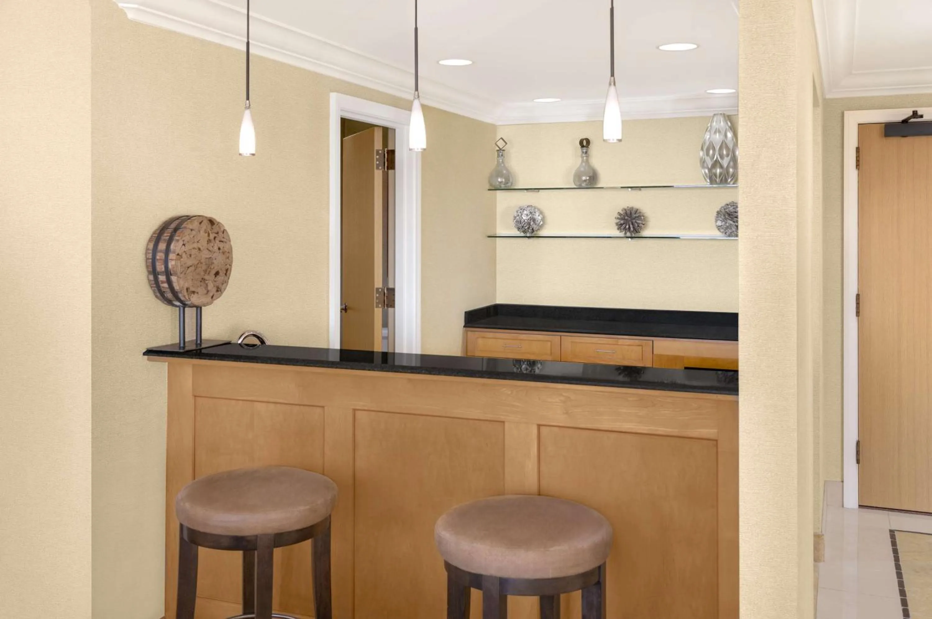 Kitchen or kitchenette in Hilton Orange County/Costa Mesa