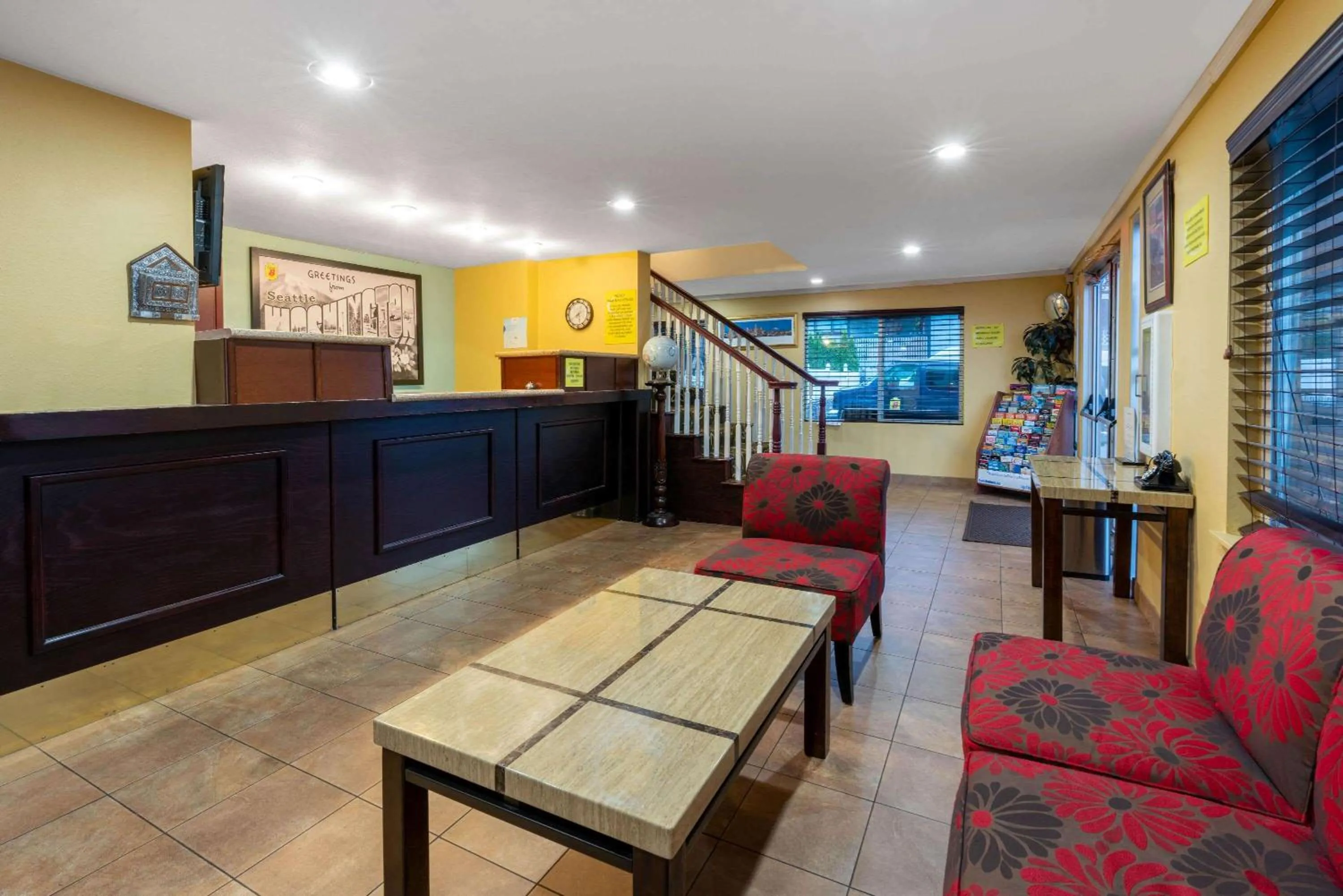 Lobby or reception in Sutton Suites Hotel