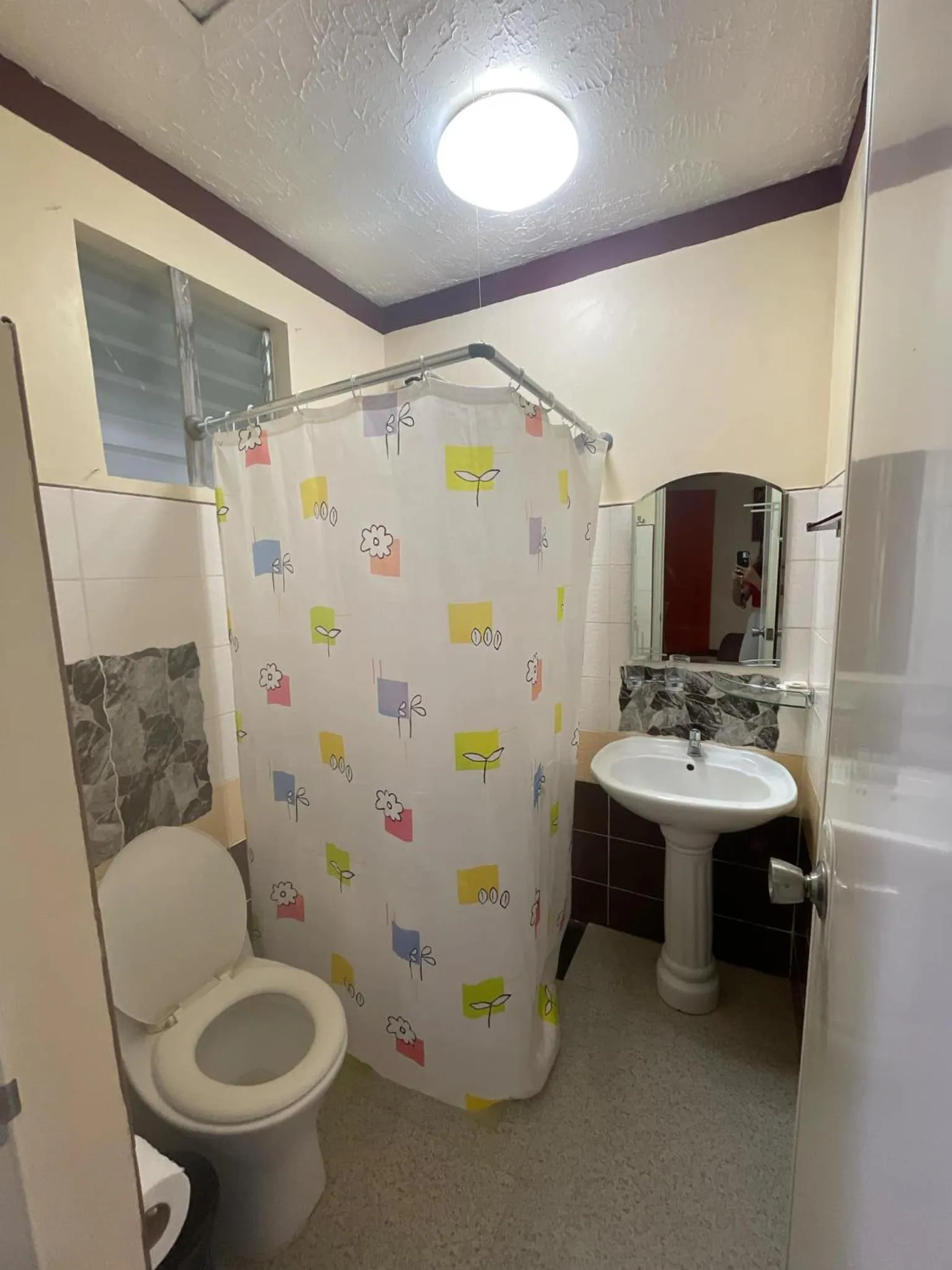 Bathroom in St. John Island View Pensionne