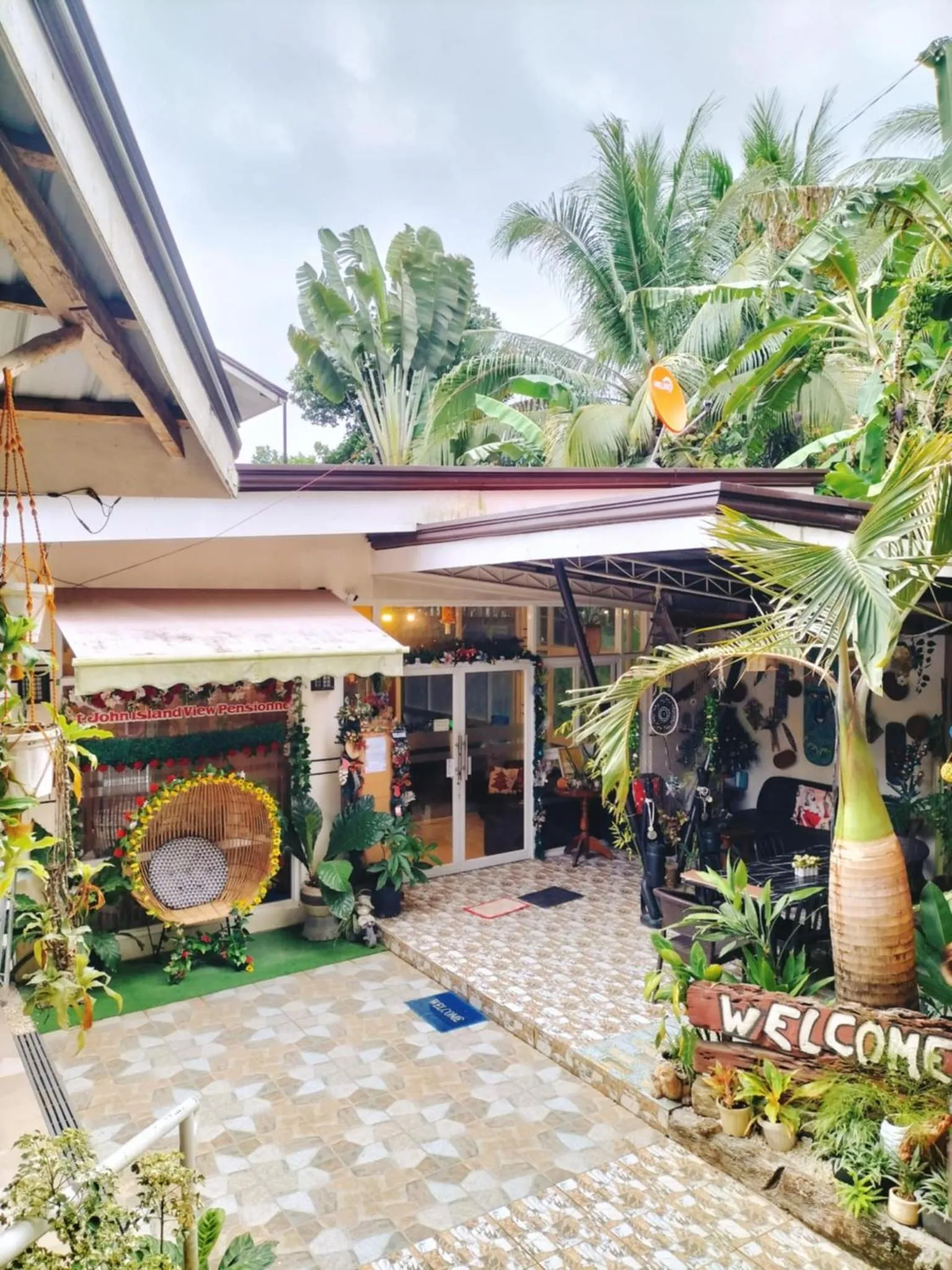 Property building in St. John Island View Pensionne