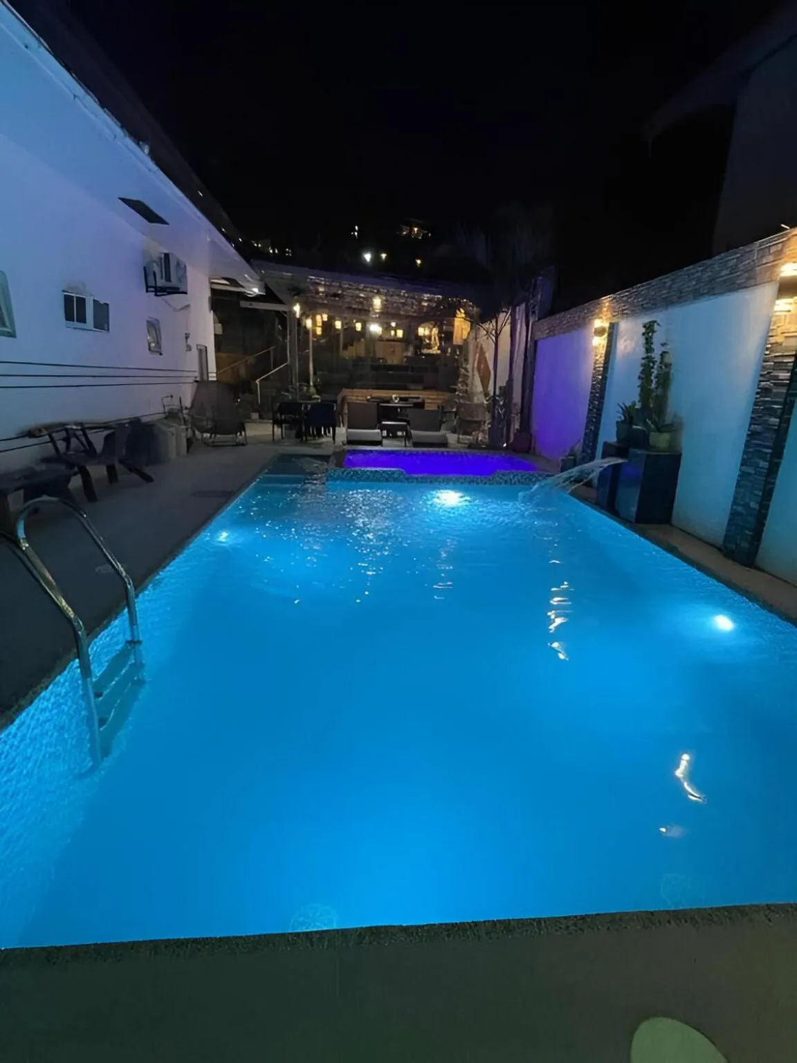 Night in St. John Island View Pensionne