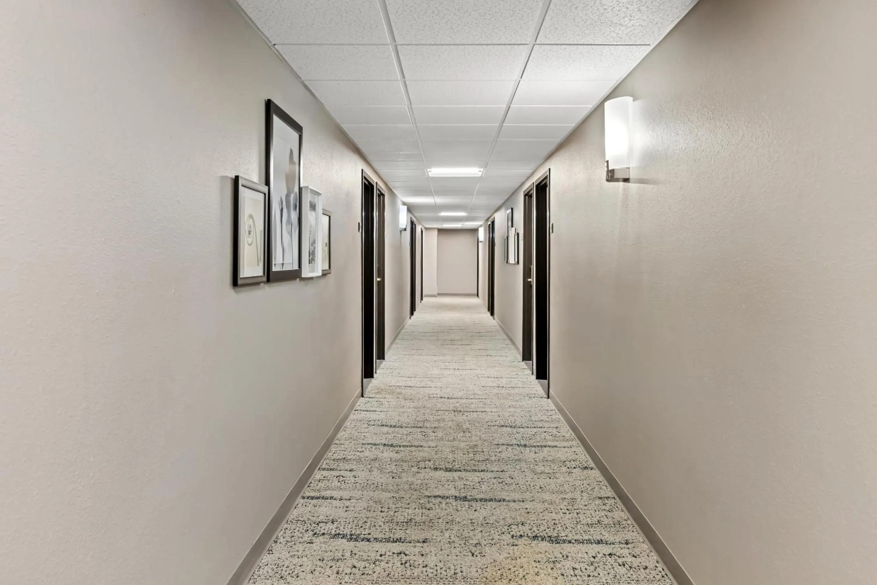 Property building in Country Inn & Suites by Radisson, Savannah I-95 North, GA
