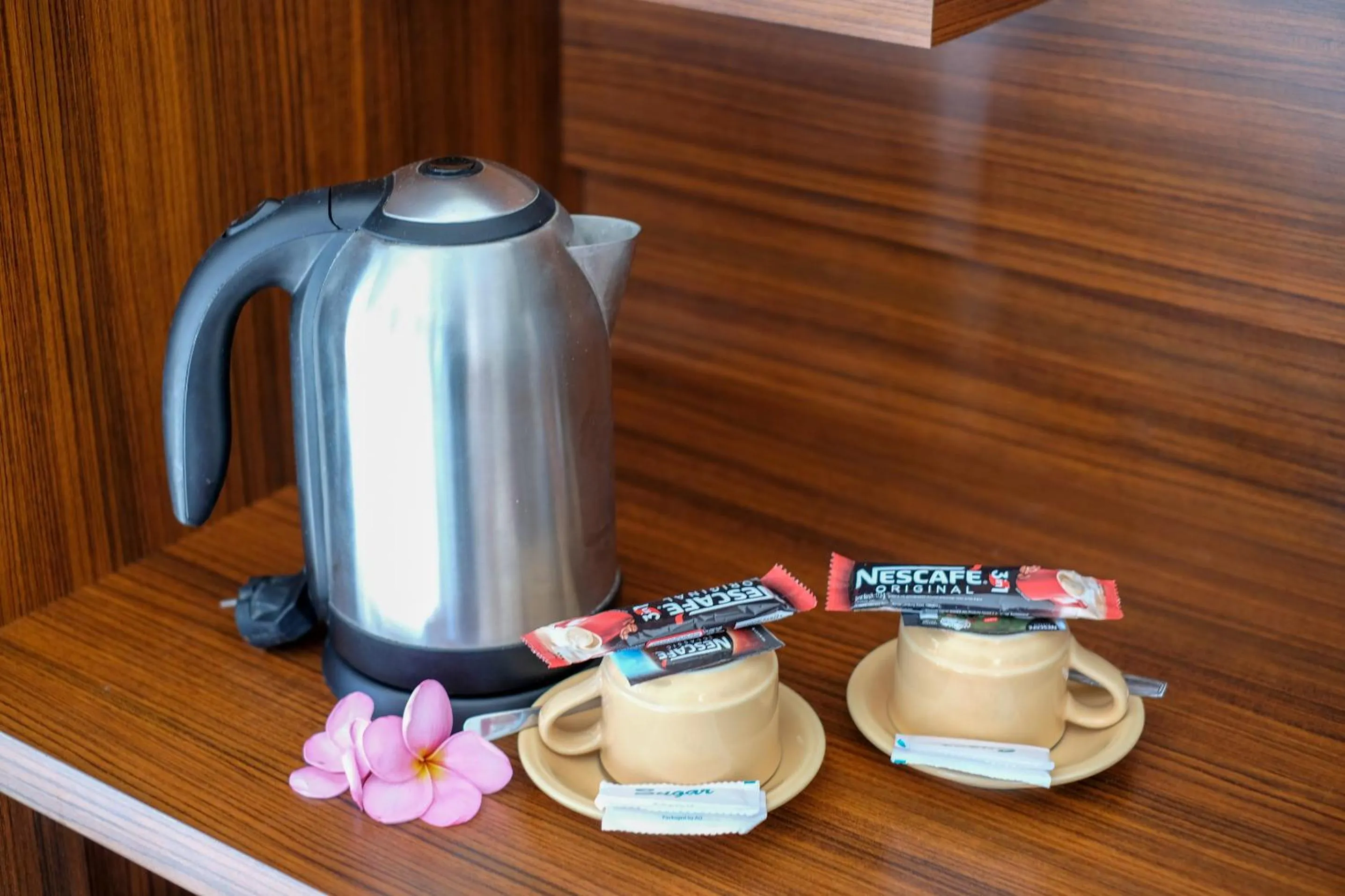 Coffee/tea facilities in Friends Beach Hotel