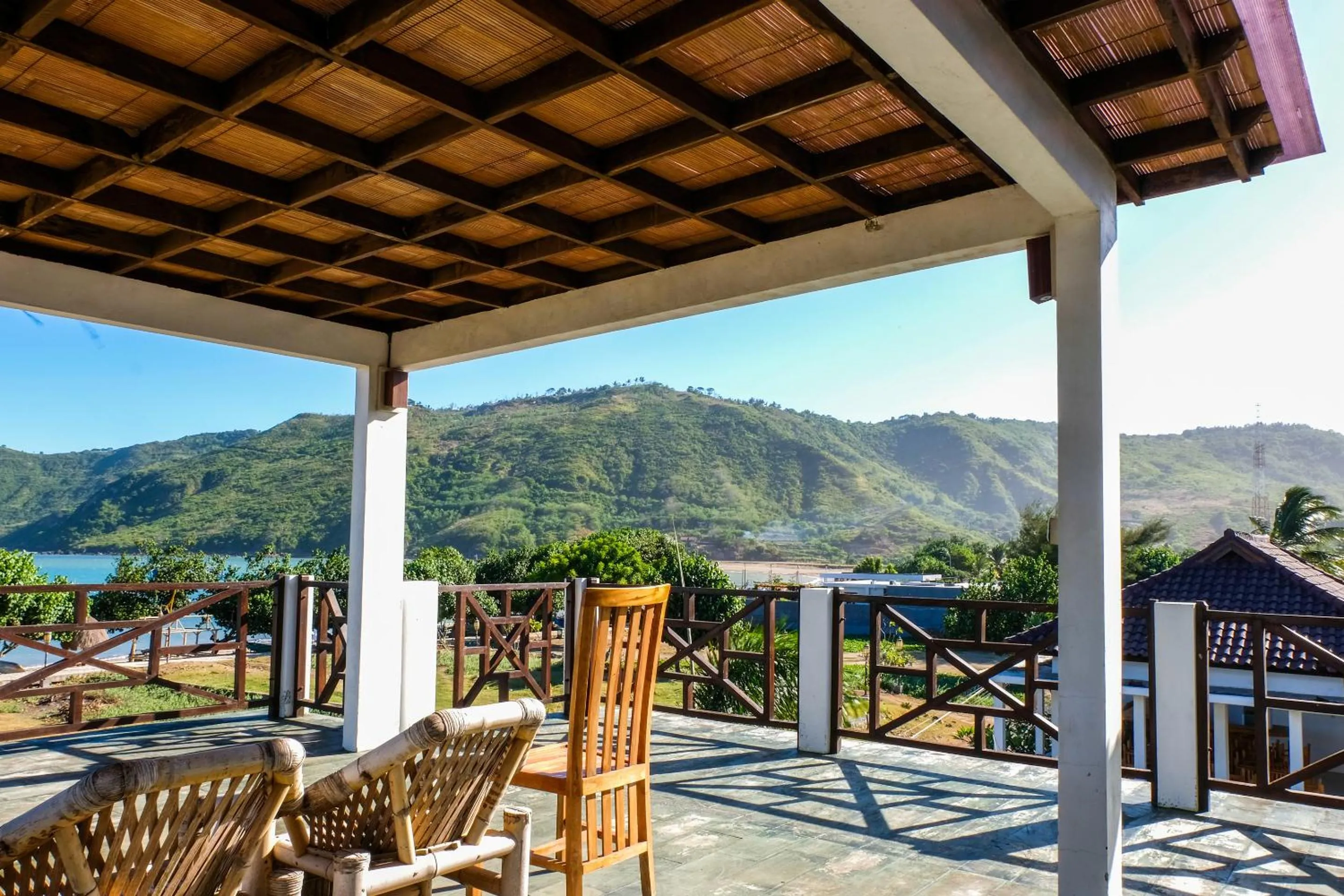 Balcony/Terrace in Friends Beach Hotel