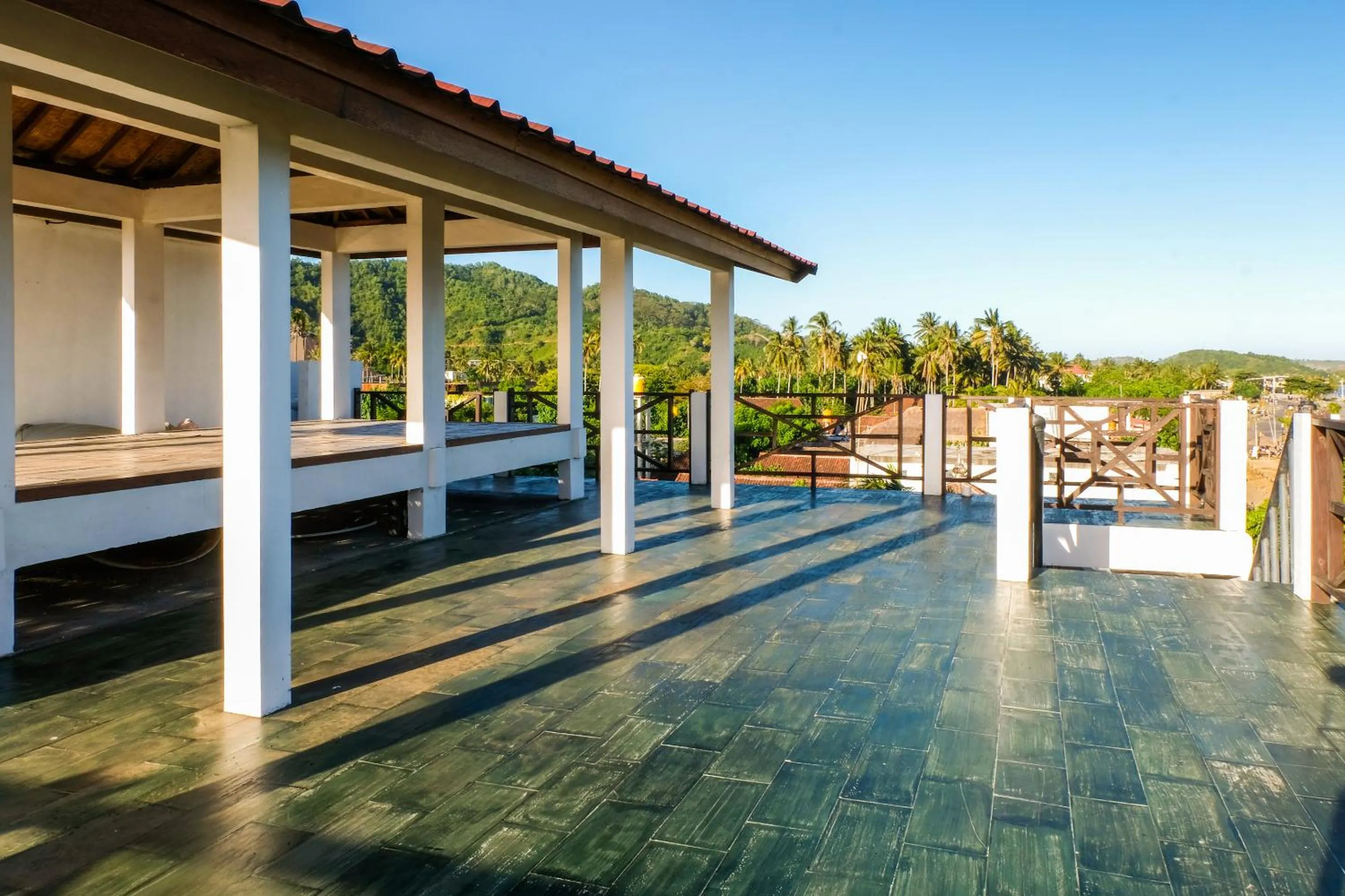 Balcony/Terrace in Friends Beach Hotel