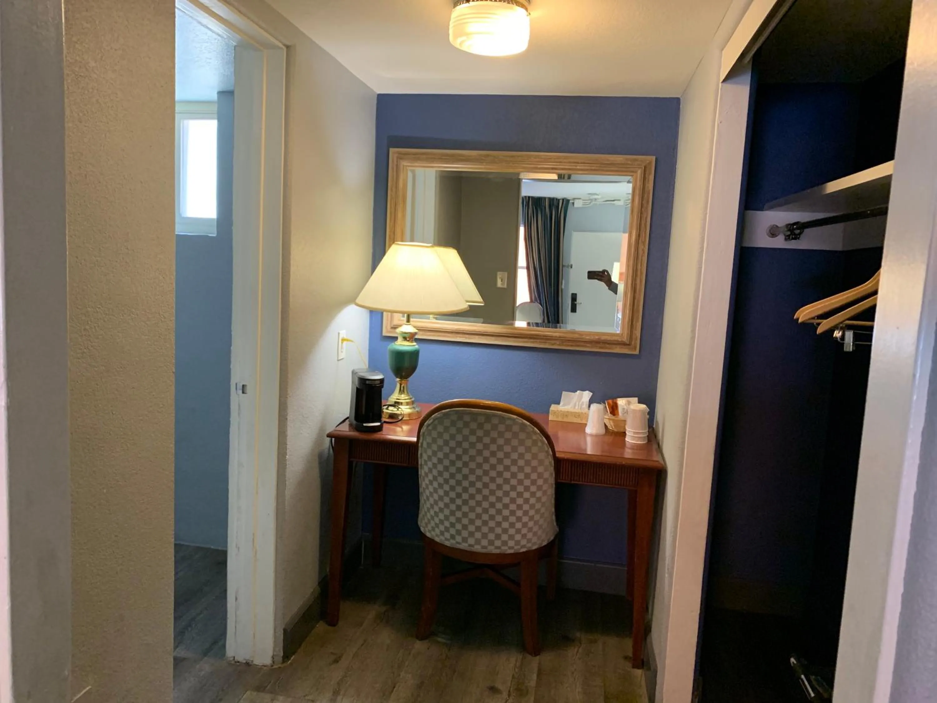 Seating area in City Center Motel