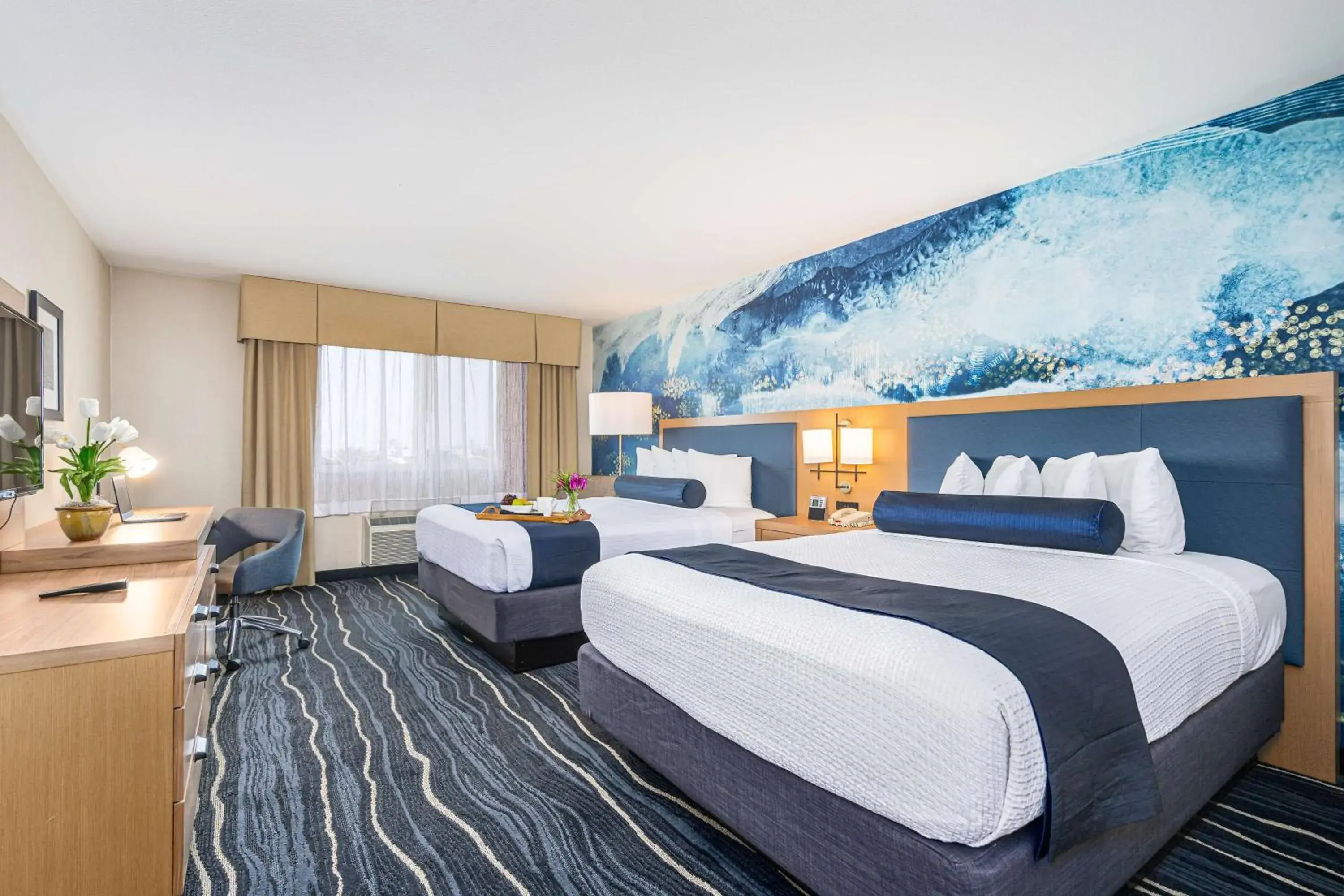 Queen Room with Two Queen Beds and Work Desk - Non-Smoking in Best Western Plus Marina Gateway Hotel Queen Room with Two Queen Beds and Work Desk - Non-Smoking in Best Western Plus Marina Gateway Hotel