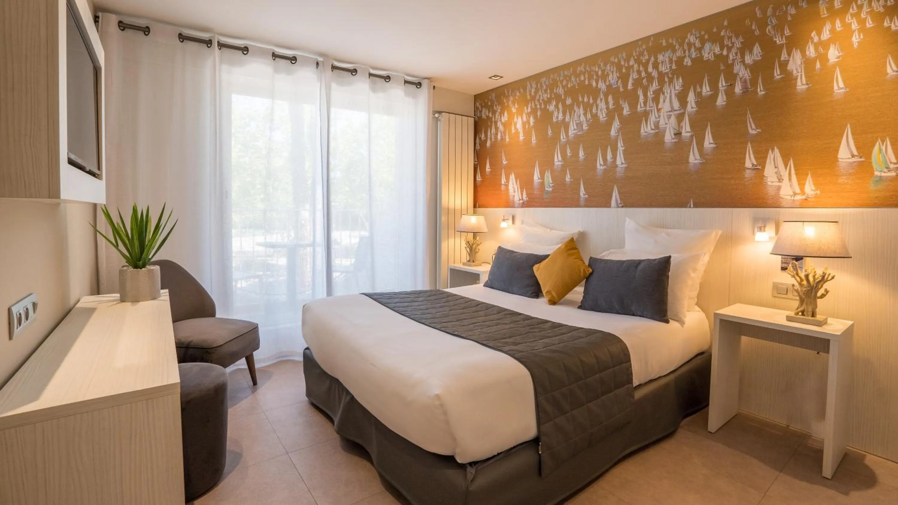 Photo of the whole room, Bed in Hotel Europe