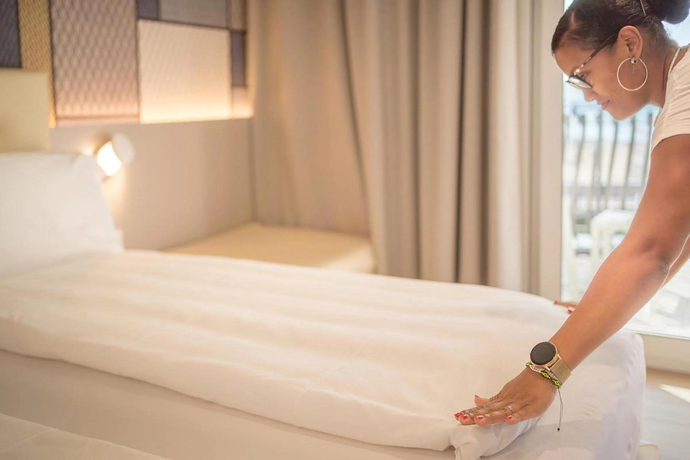 People, Bed in Hotel Le Lampare