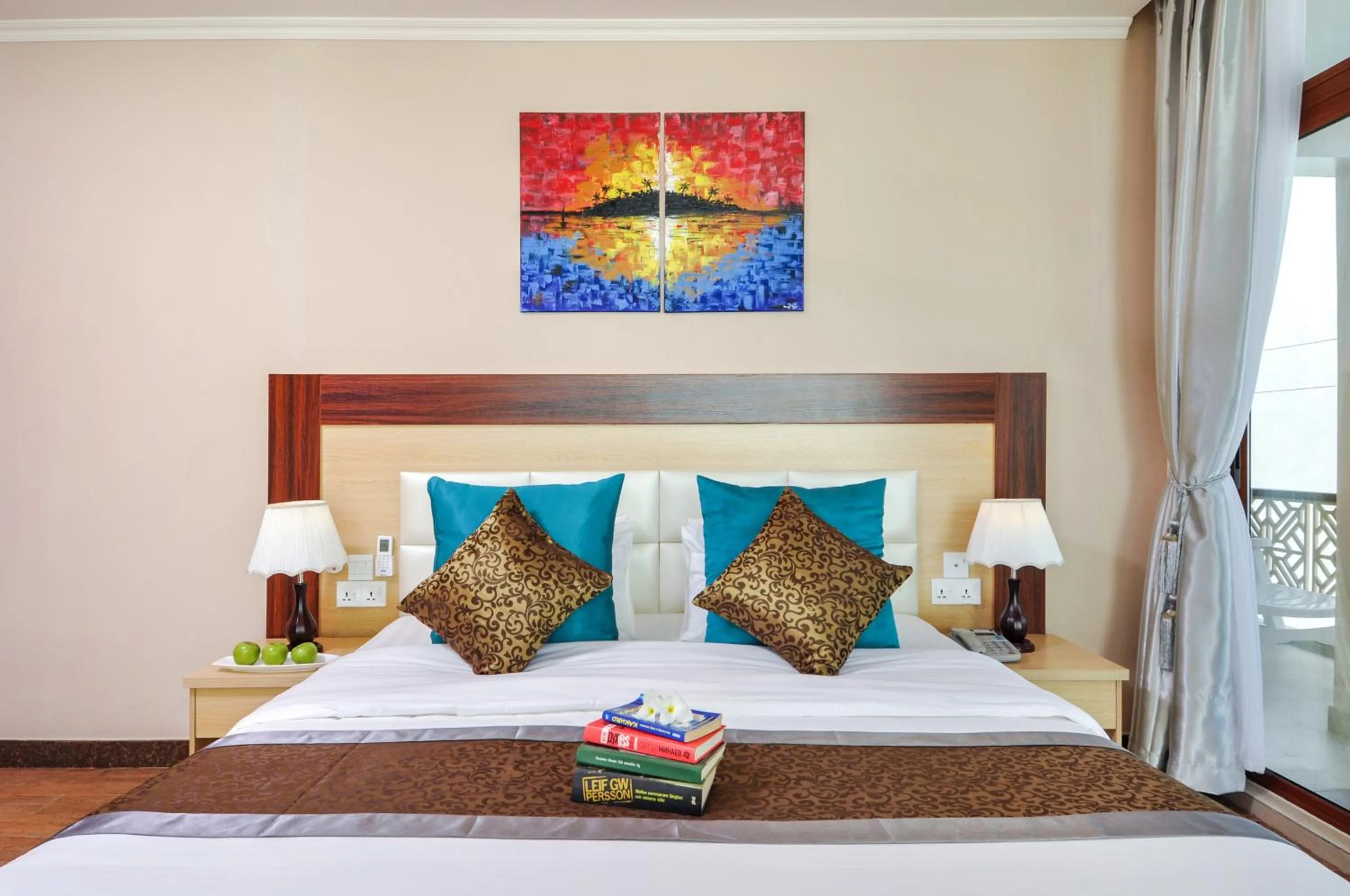 Bed in Triton Beach Hotel & Spa