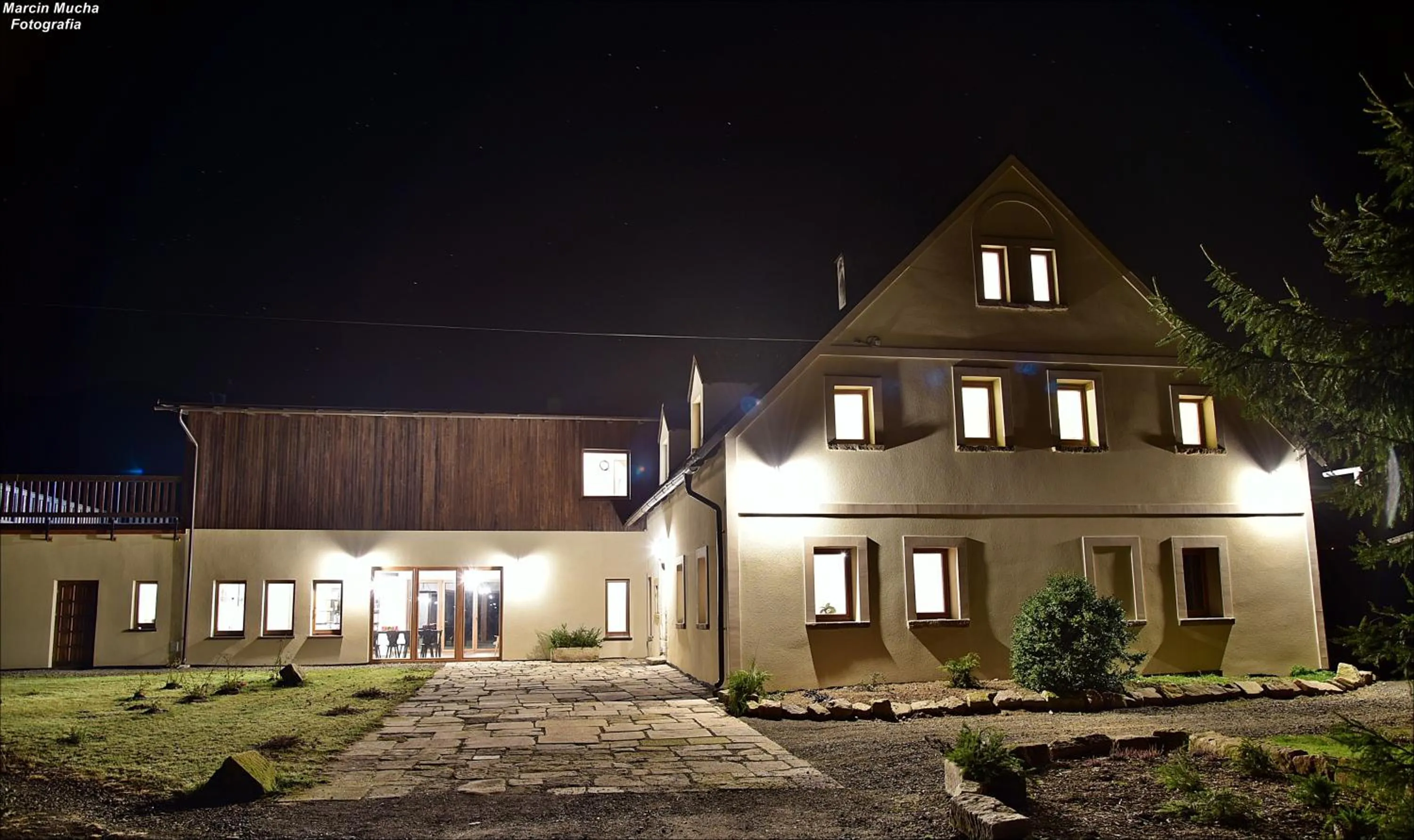 Property building in Centrum Łąkowa 1