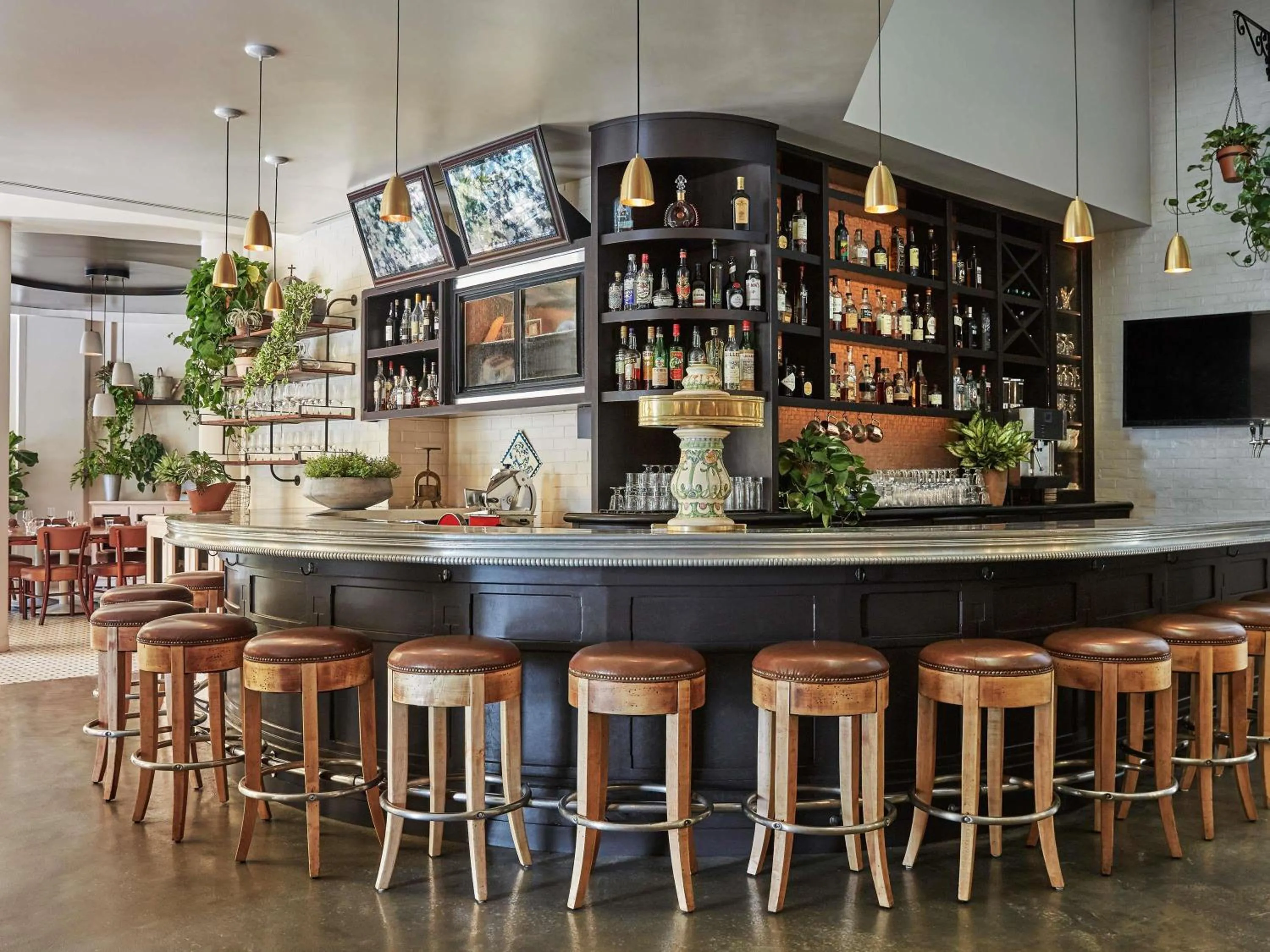 Restaurant/places to eat in Fairmont Miramar Hotel & Bungalows