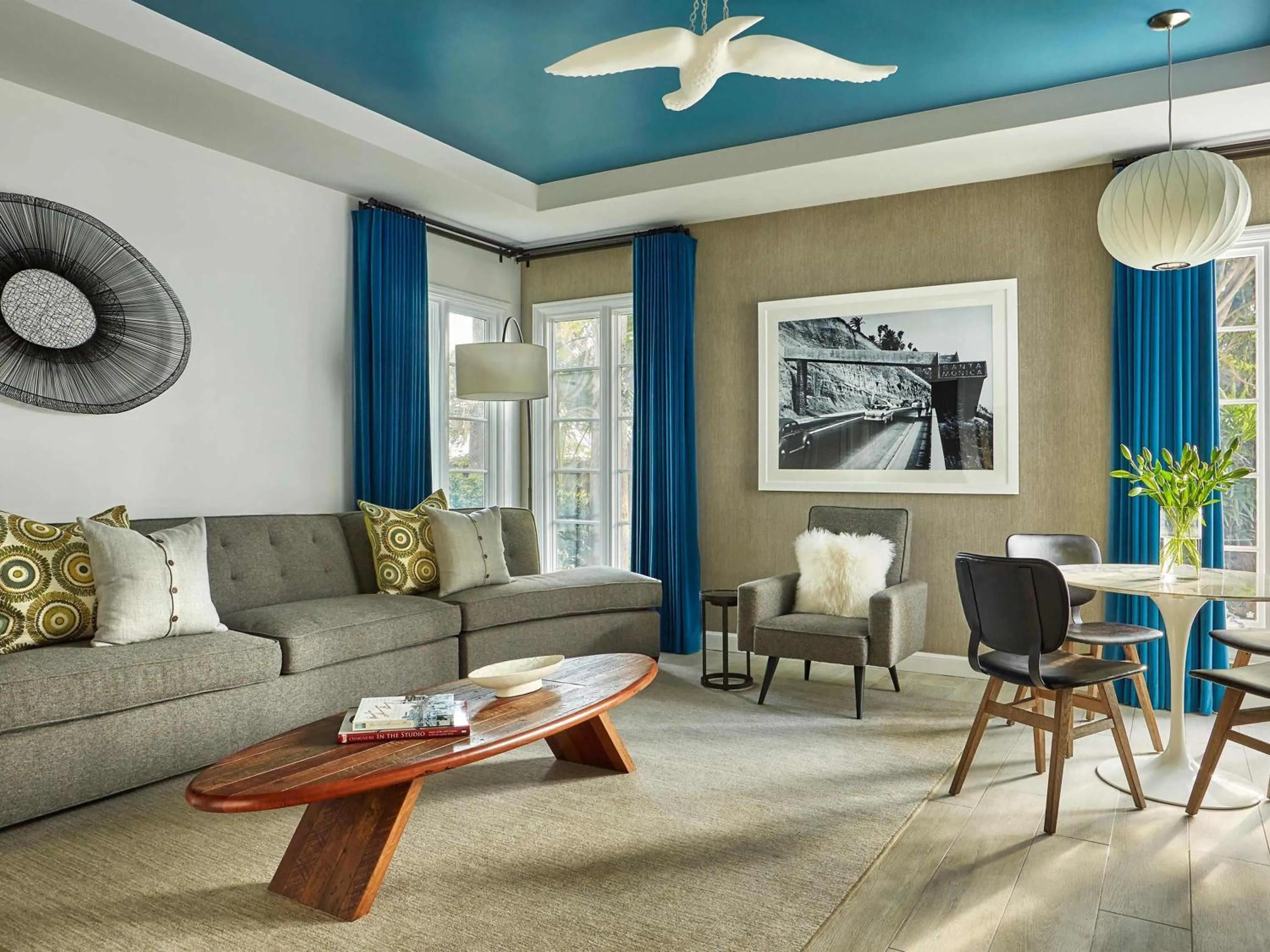 Bedroom in Fairmont Miramar Hotel & Bungalows