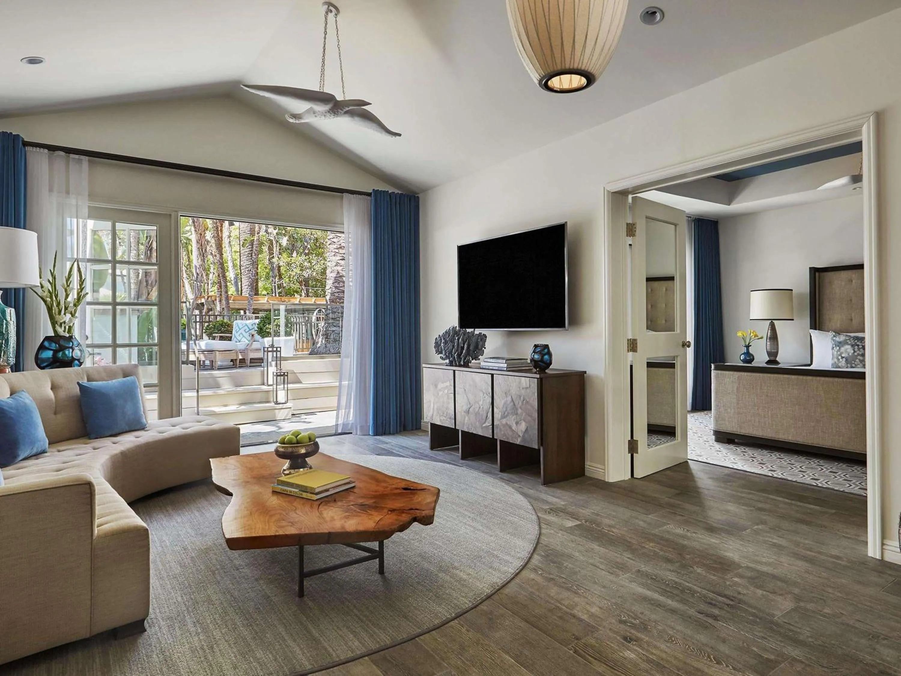 Bedroom in Fairmont Miramar Hotel & Bungalows