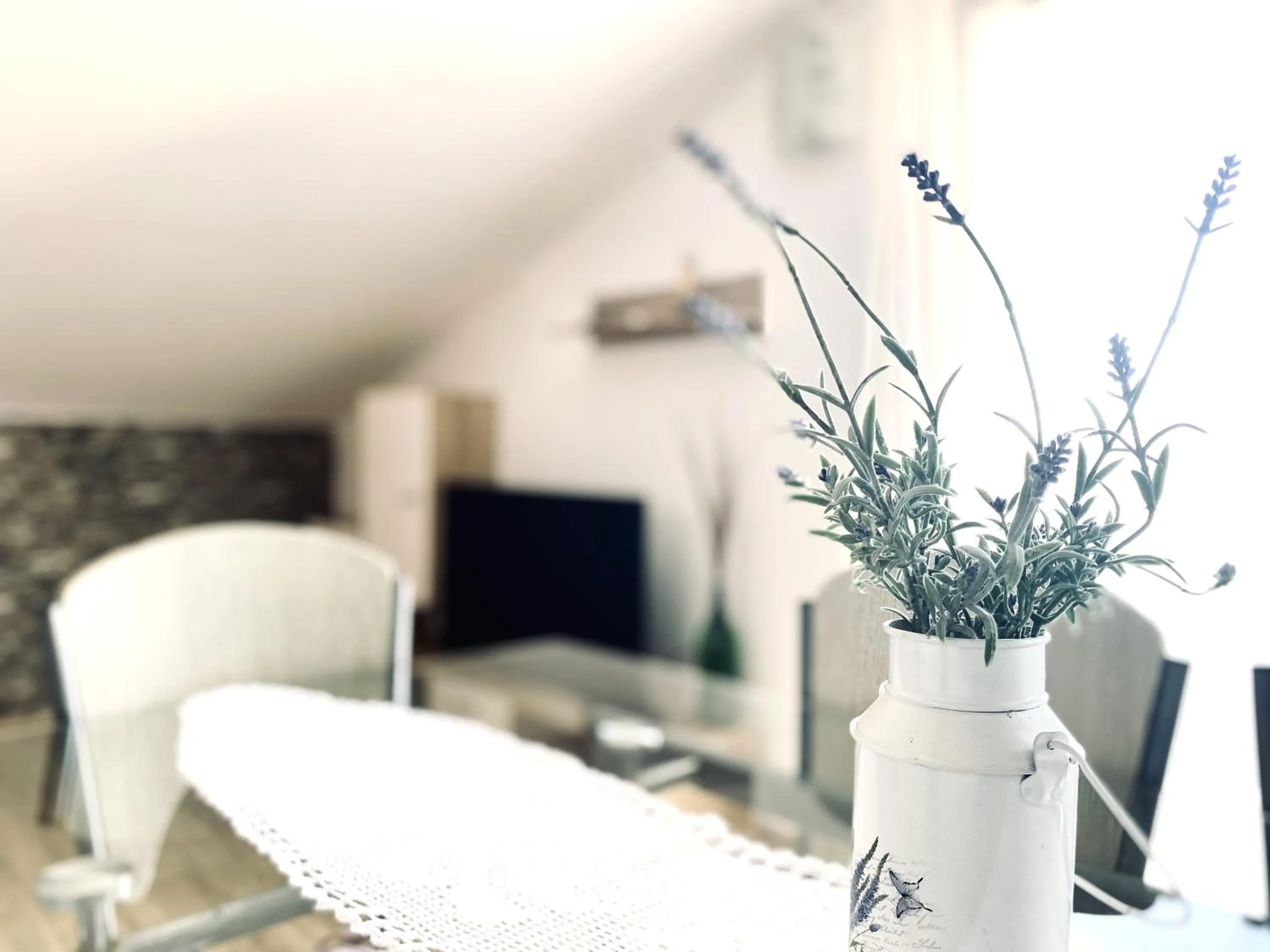 Dining area in Luna Maris Apartments