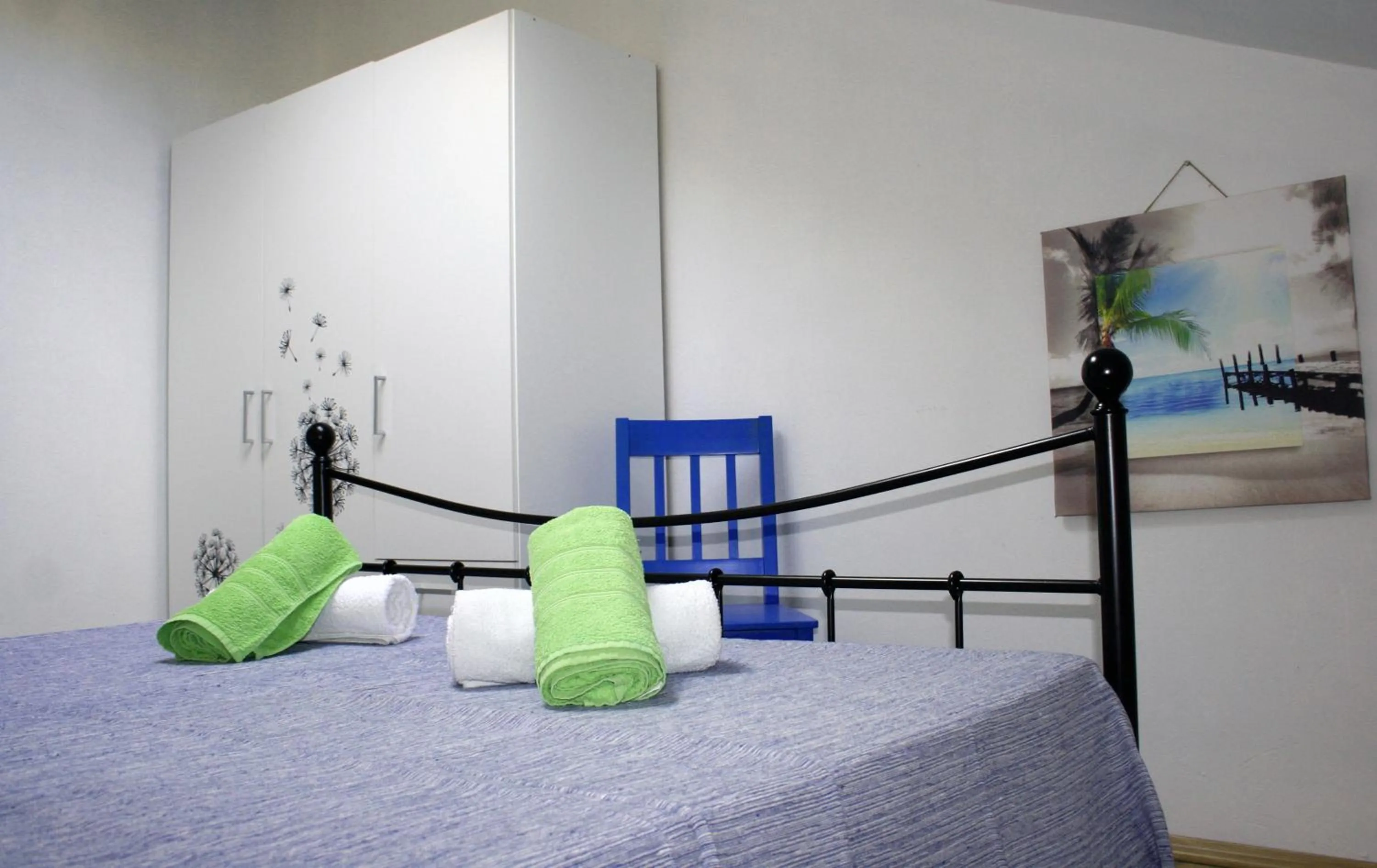 Bedroom, Bed in Luna Maris Apartments