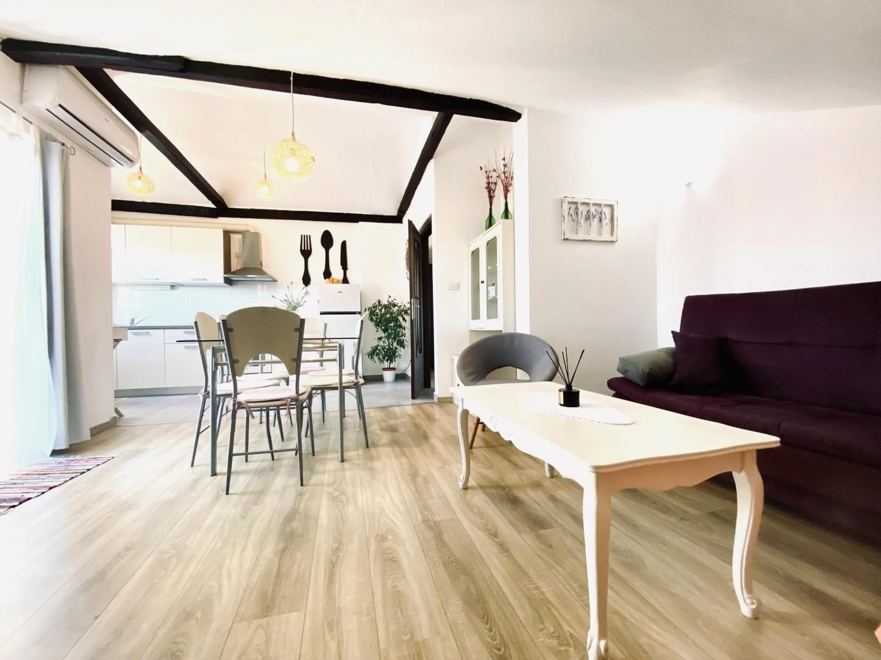 Kitchen or kitchenette in Luna Maris Apartments