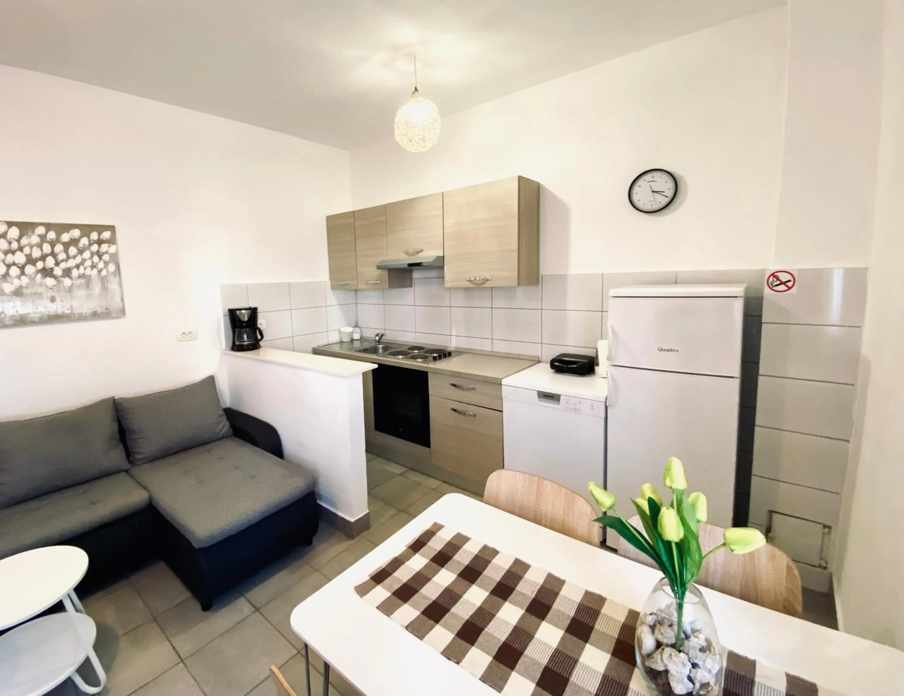 Kitchen or kitchenette in Luna Maris Apartments