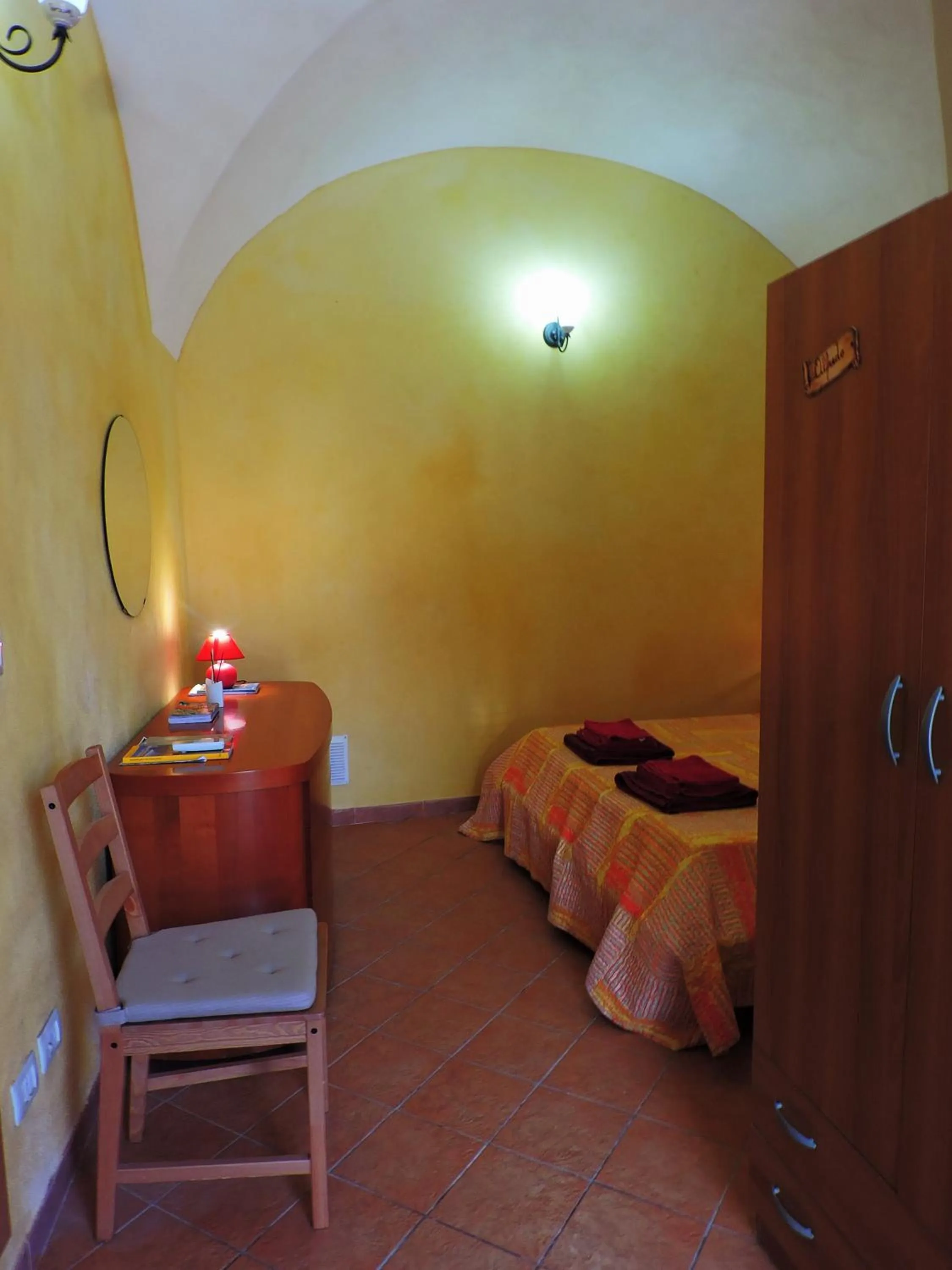 Photo of the whole room, Bed in Etna Hiking B&B