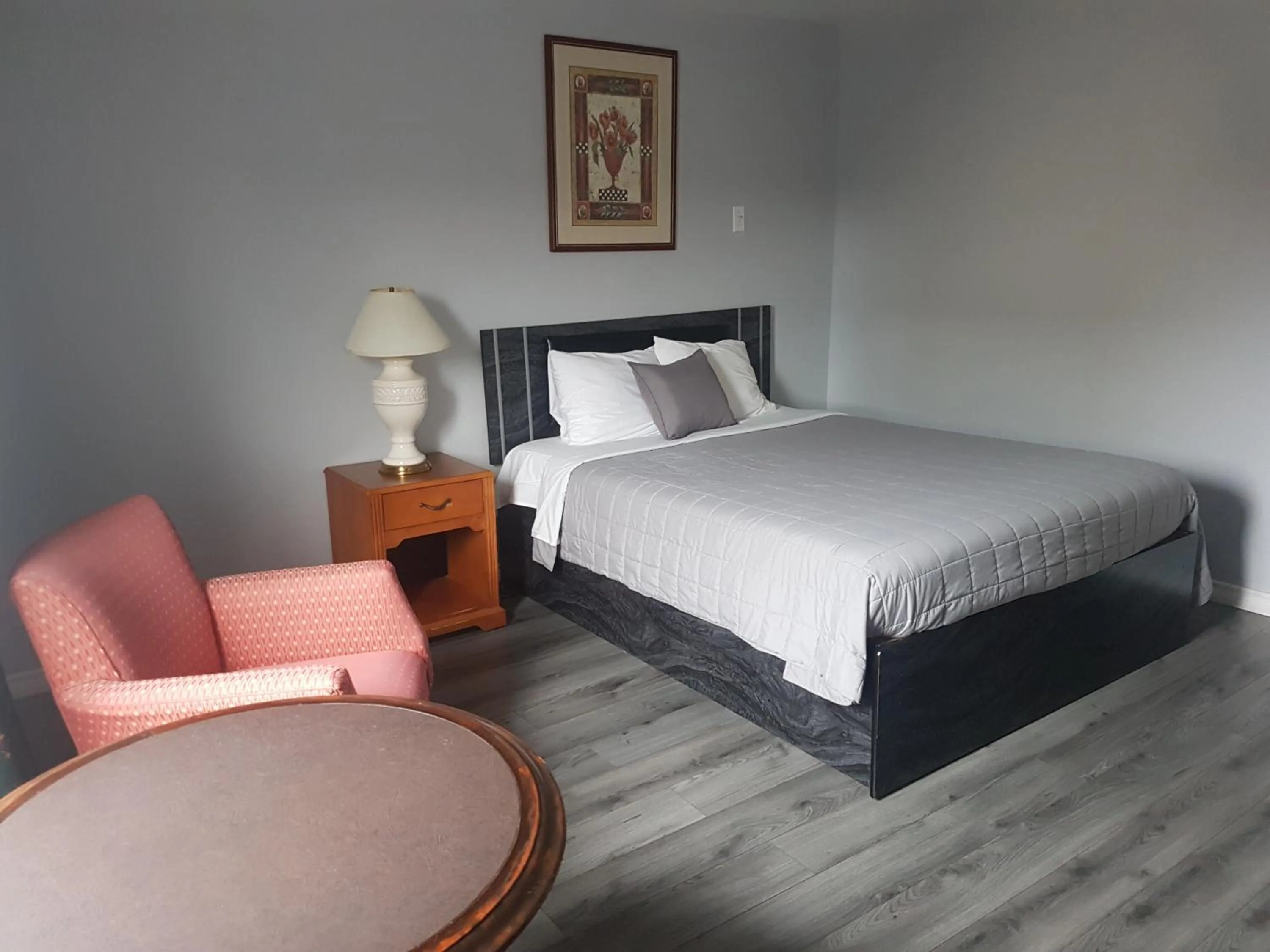 Bedroom, Bed in 7 Nights Stay