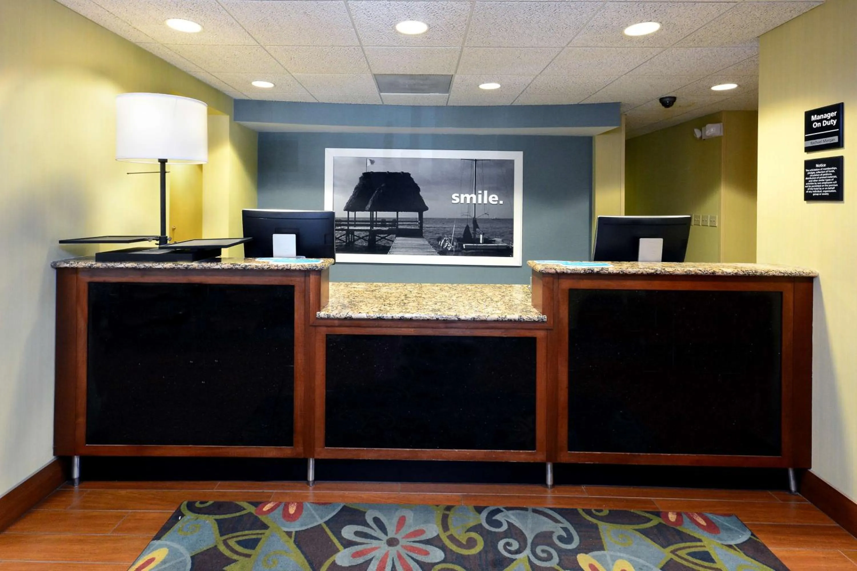 Lobby or reception in Hampton Inn Charlotte North Lake Norman