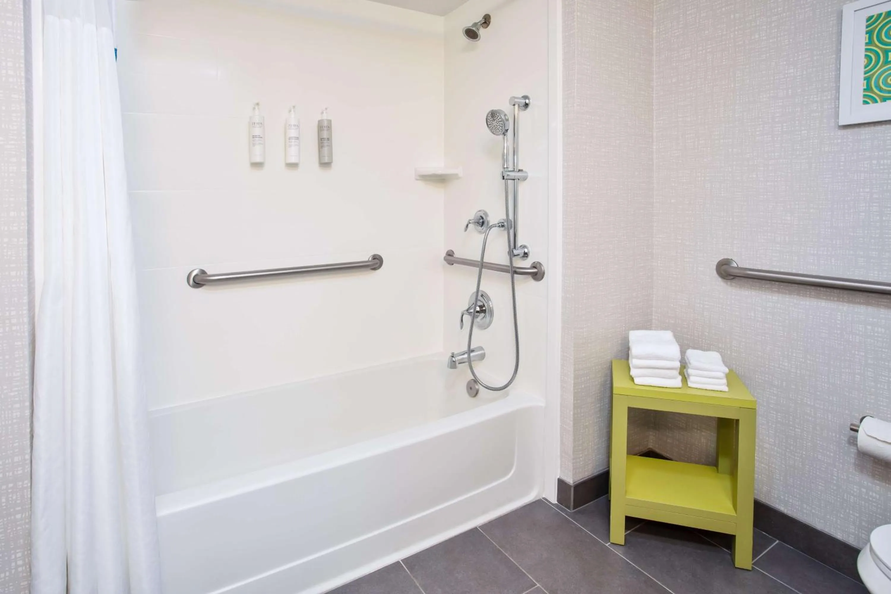 Bathroom in Hampton Inn & Suites Cape Coral / Fort Myers