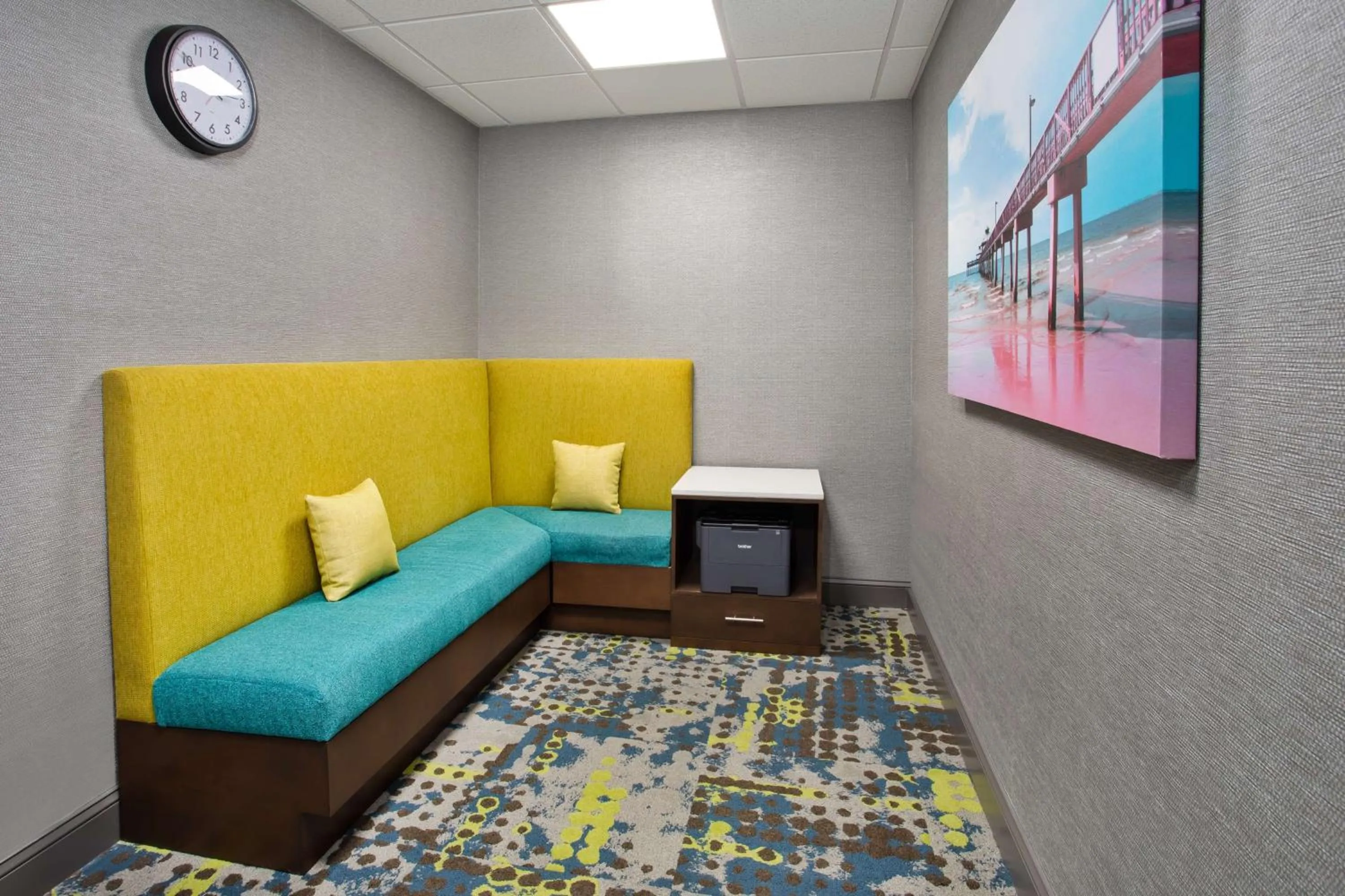 Business facilities in Hampton Inn & Suites Cape Coral / Fort Myers