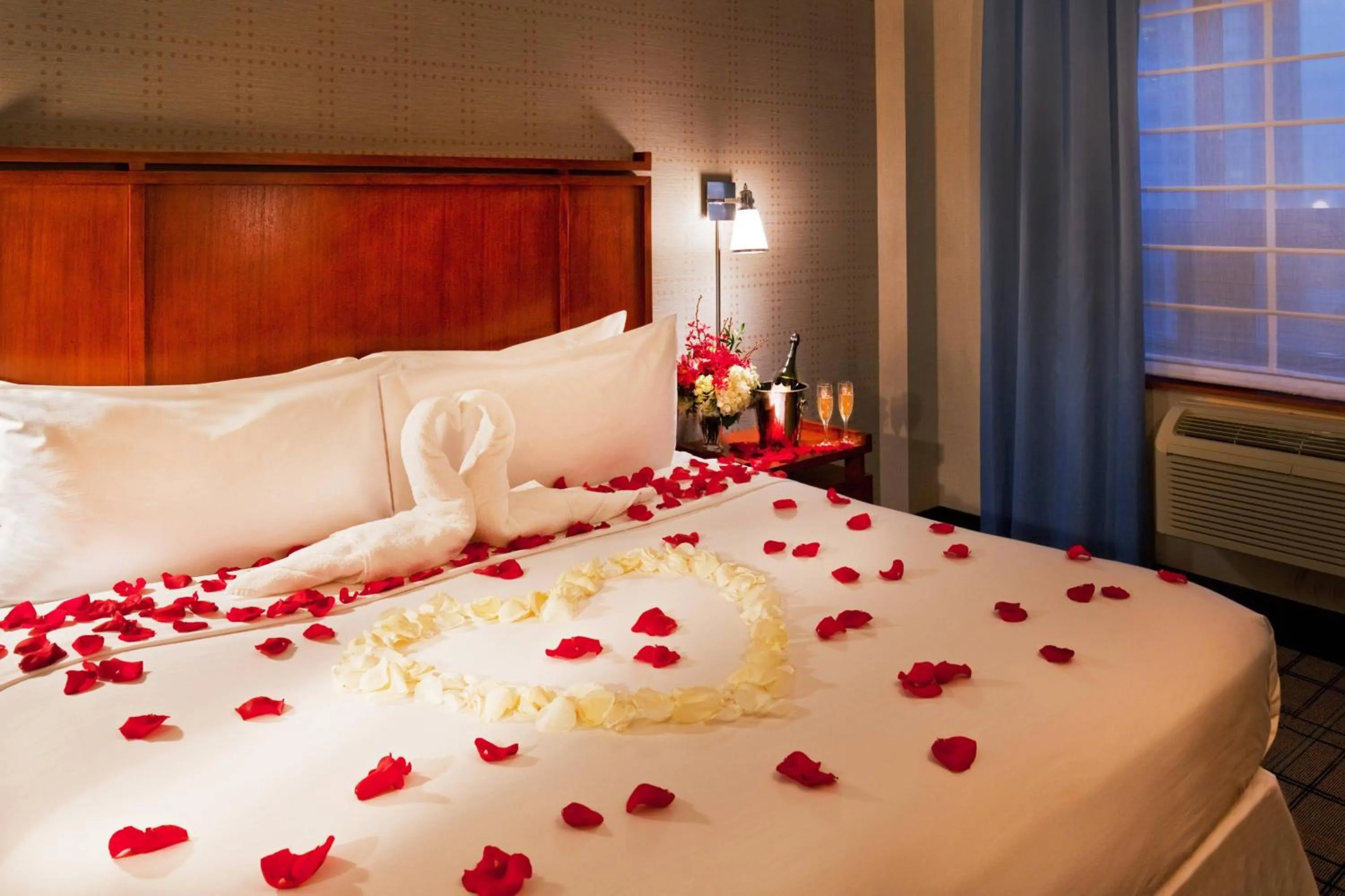 Other, Bed in Four Points by Sheraton Midtown - Times Square