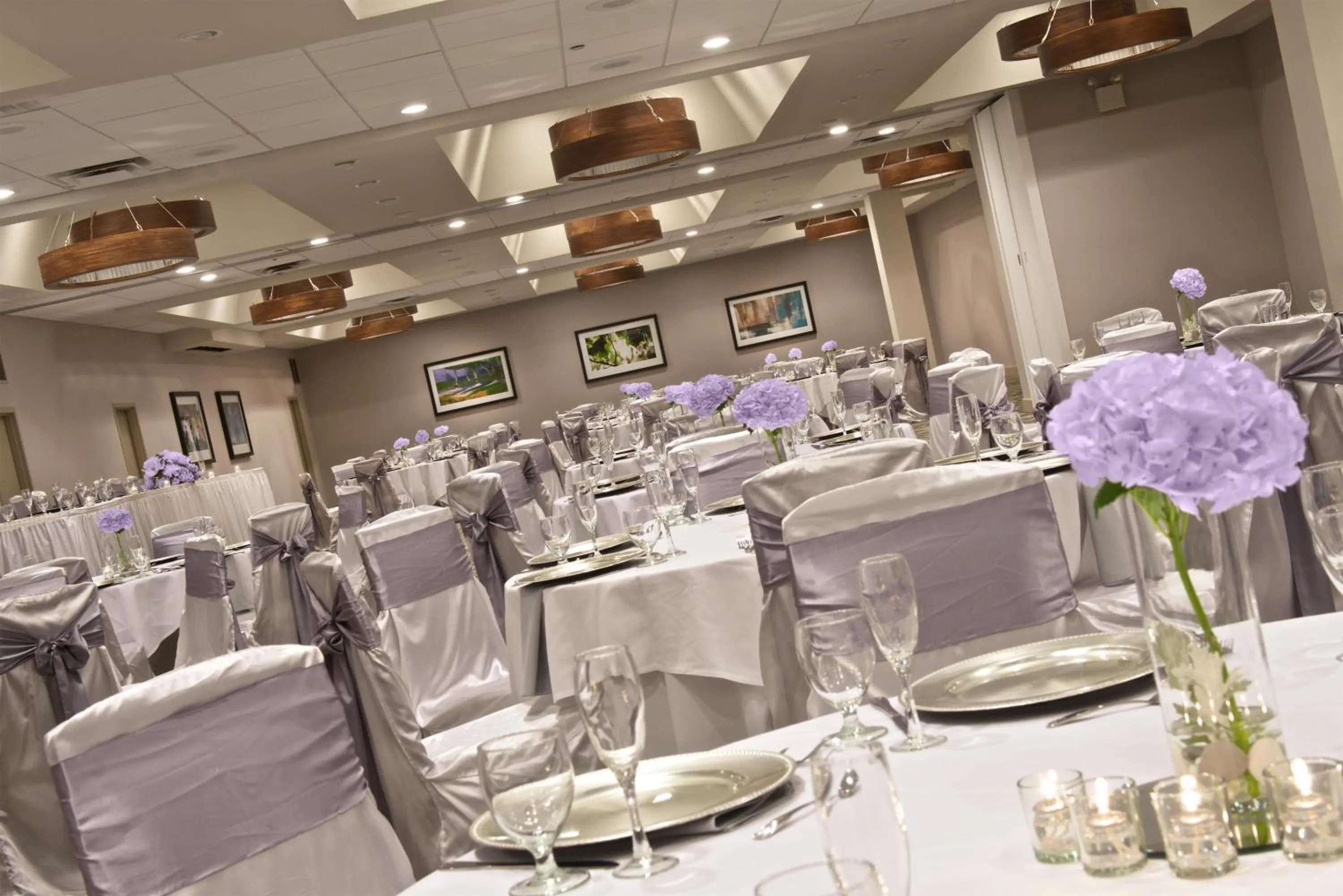 Meeting/conference room in Embassy Suites by Hilton Cincinnati Northeast - Blue Ash