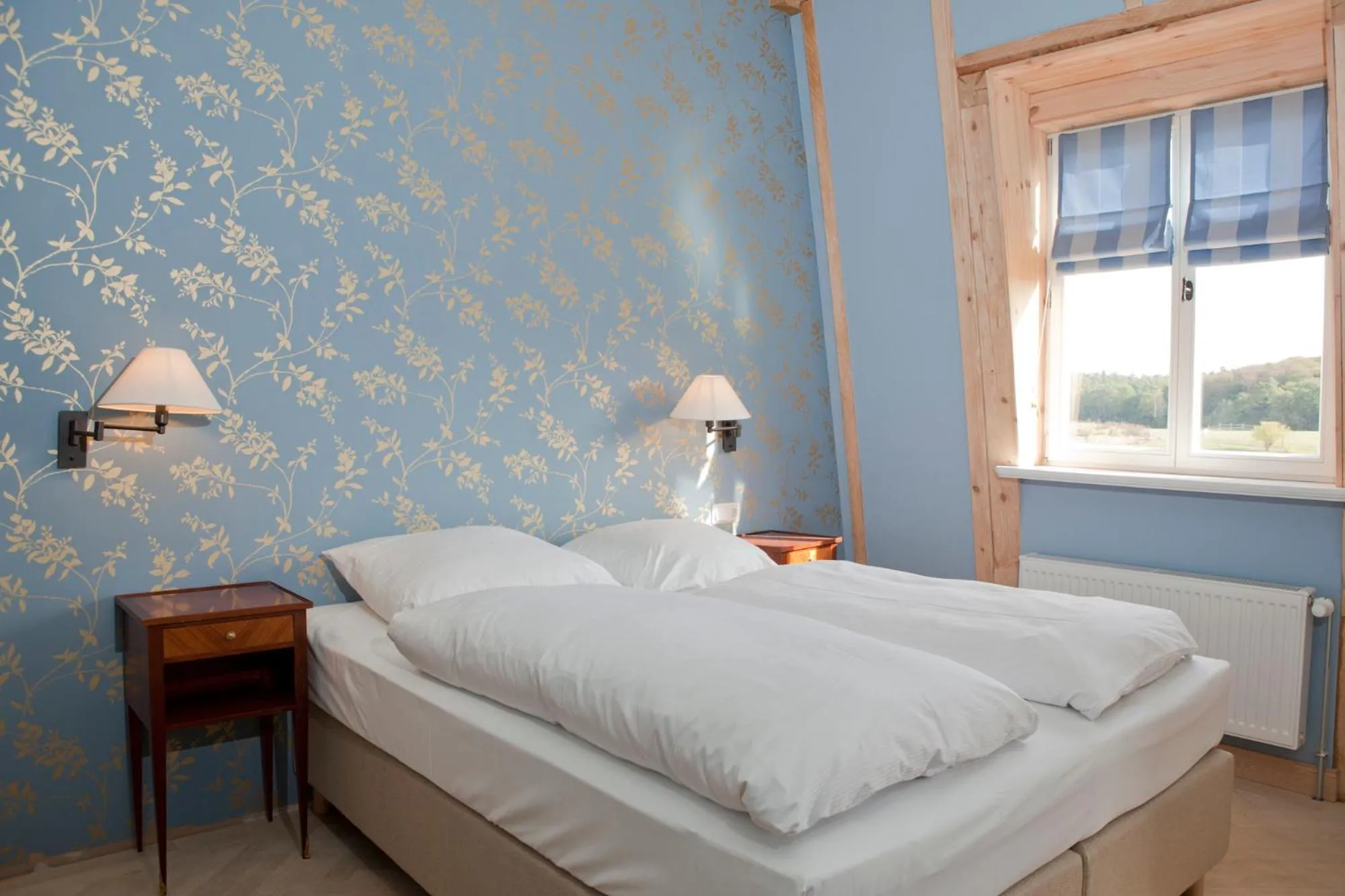 Bed in Gut Sarnow - Hotel und Restaurant