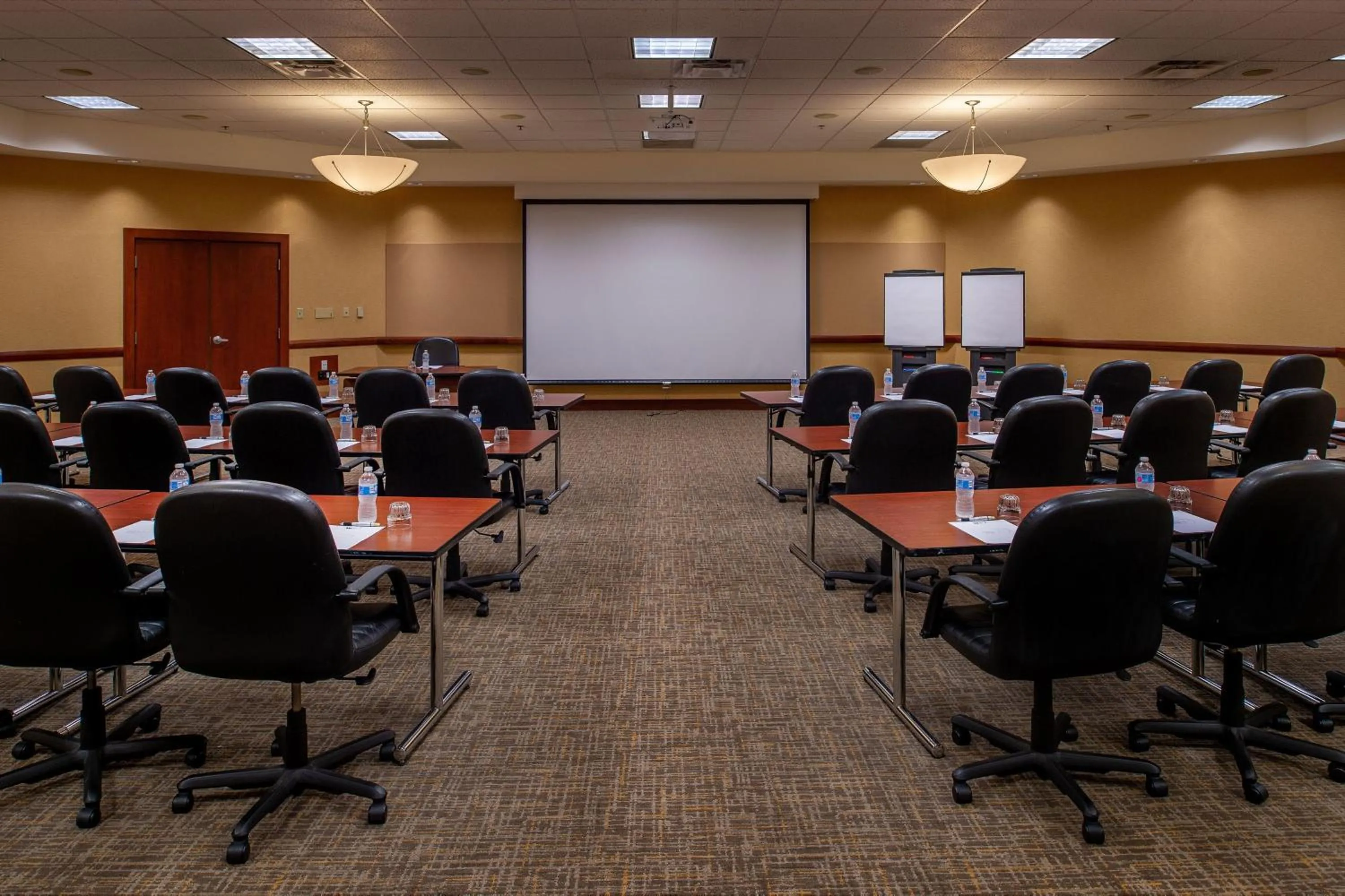 Meeting/conference room in Sheraton Westport Plaza