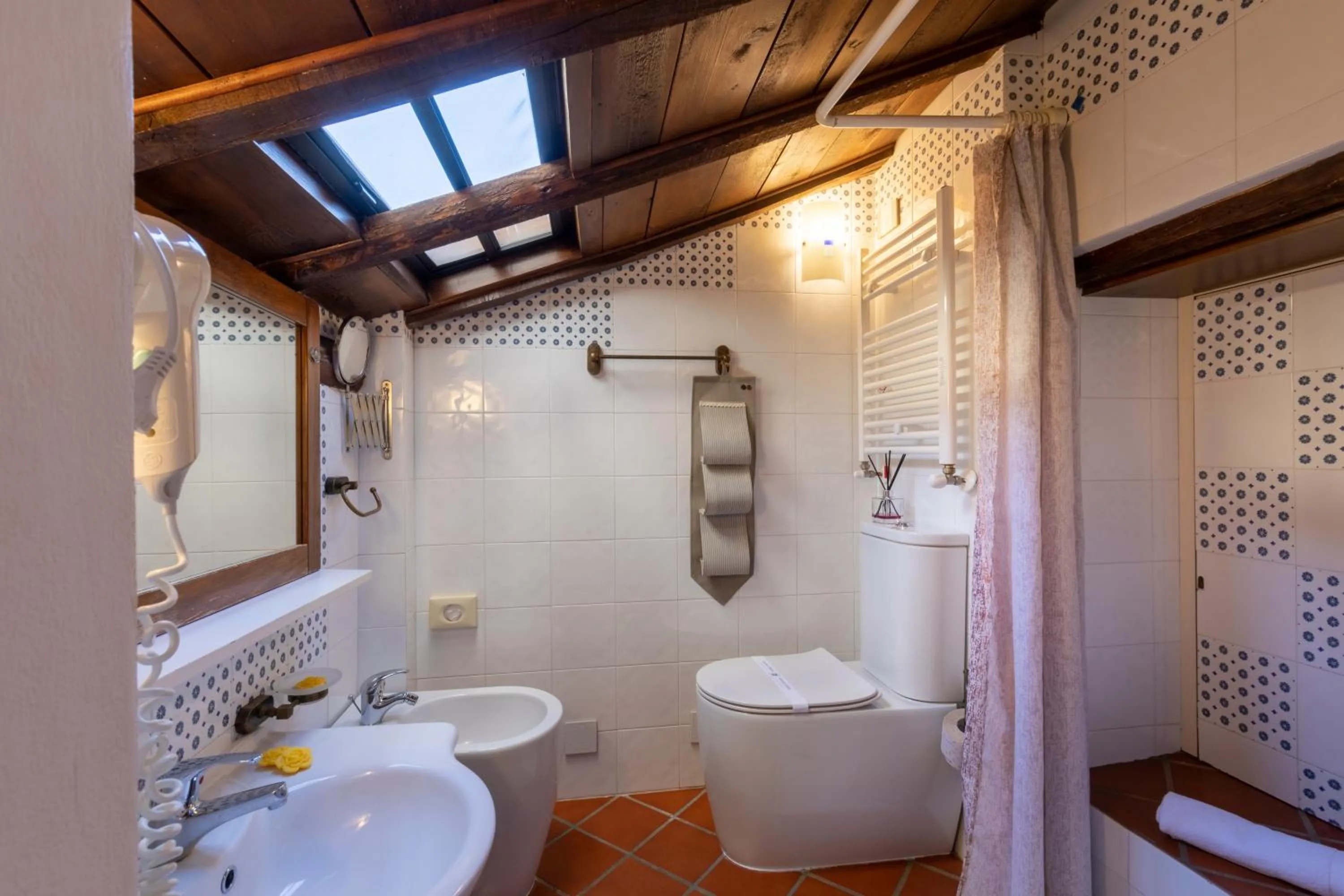 Shower in Il Torrione