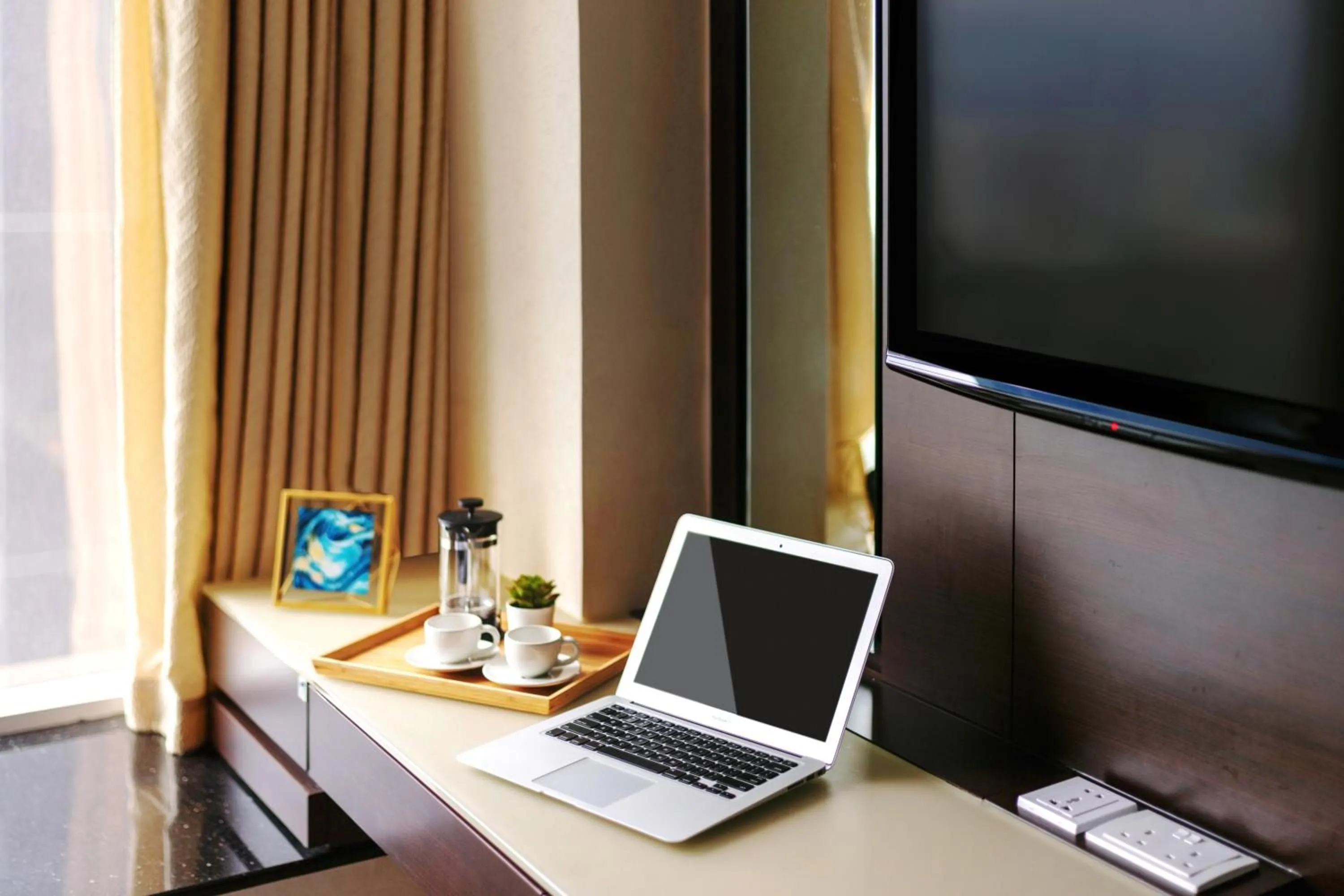 Photo of the whole room in Harbour Plaza 8 Degrees