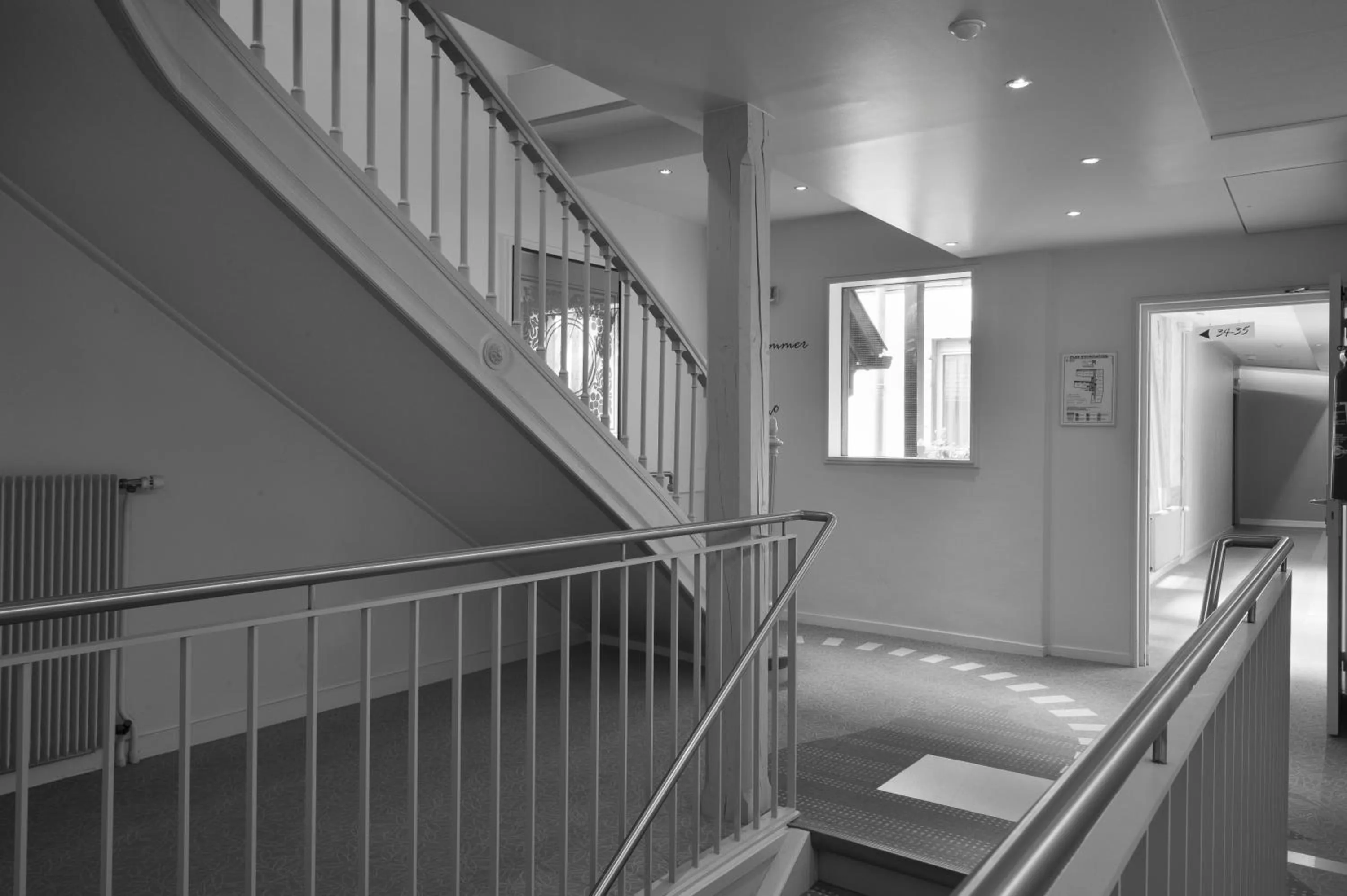 Area and facilities in Logis Hôtel de la Tour