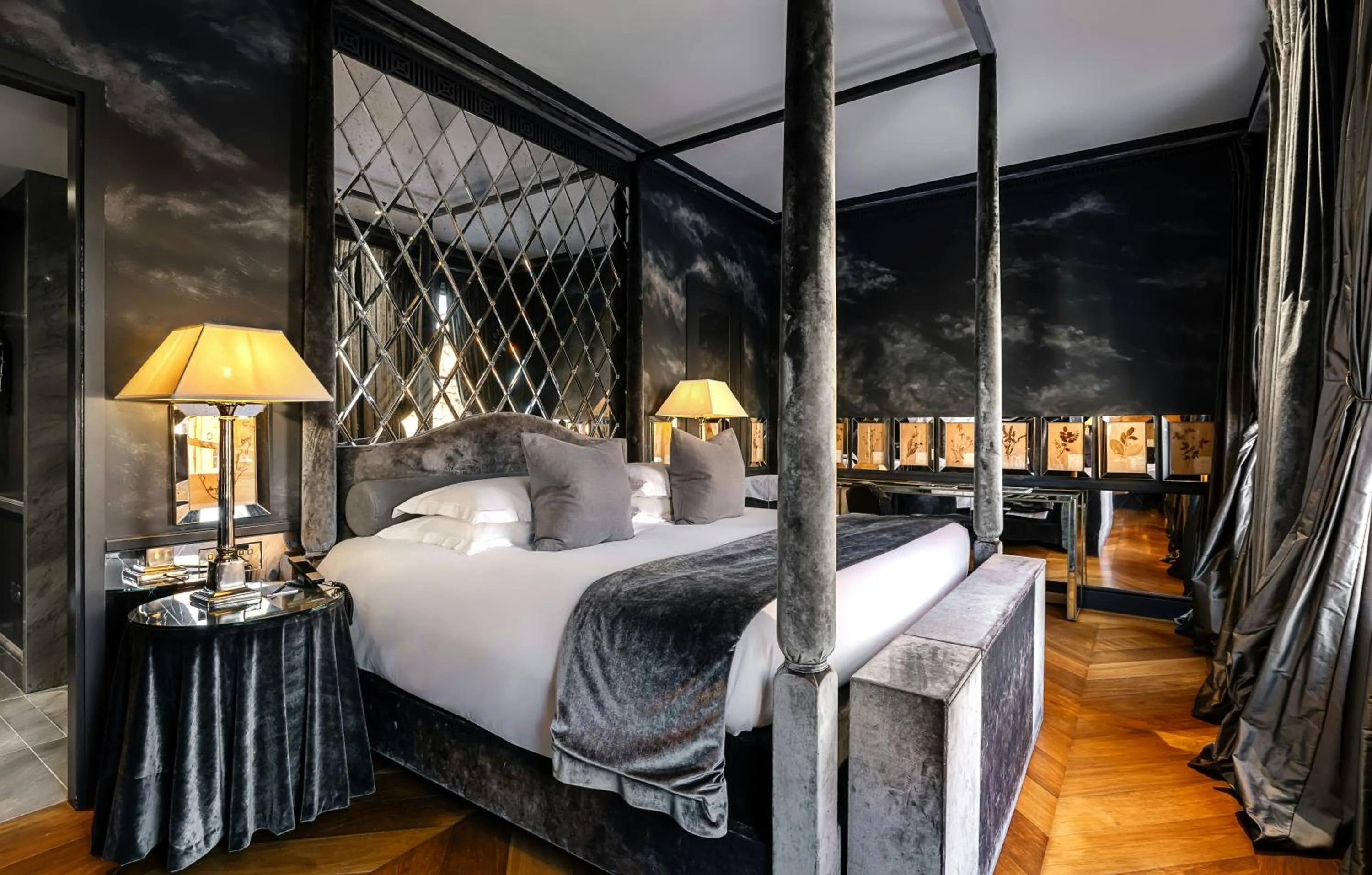 Photo of the whole room, Bed in The Franklin London - Starhotels Collezione