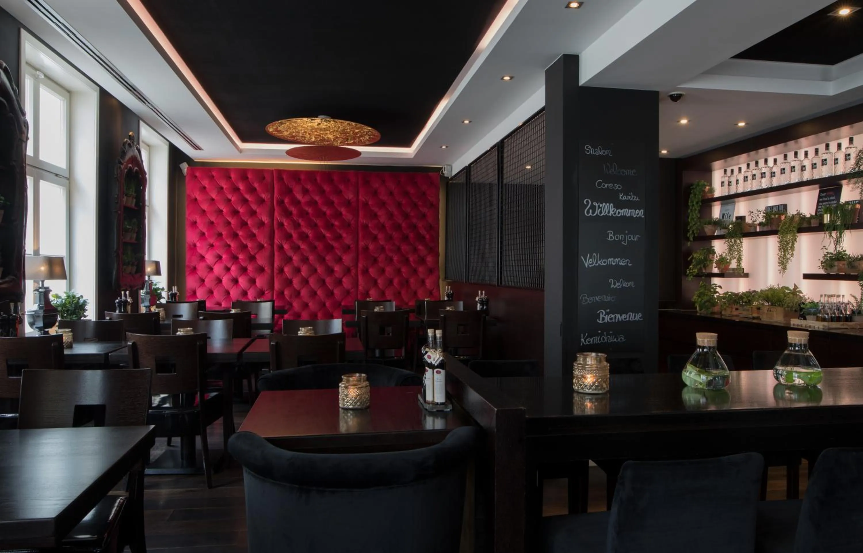 Lounge or bar in König`s Hotel am Schlosspark