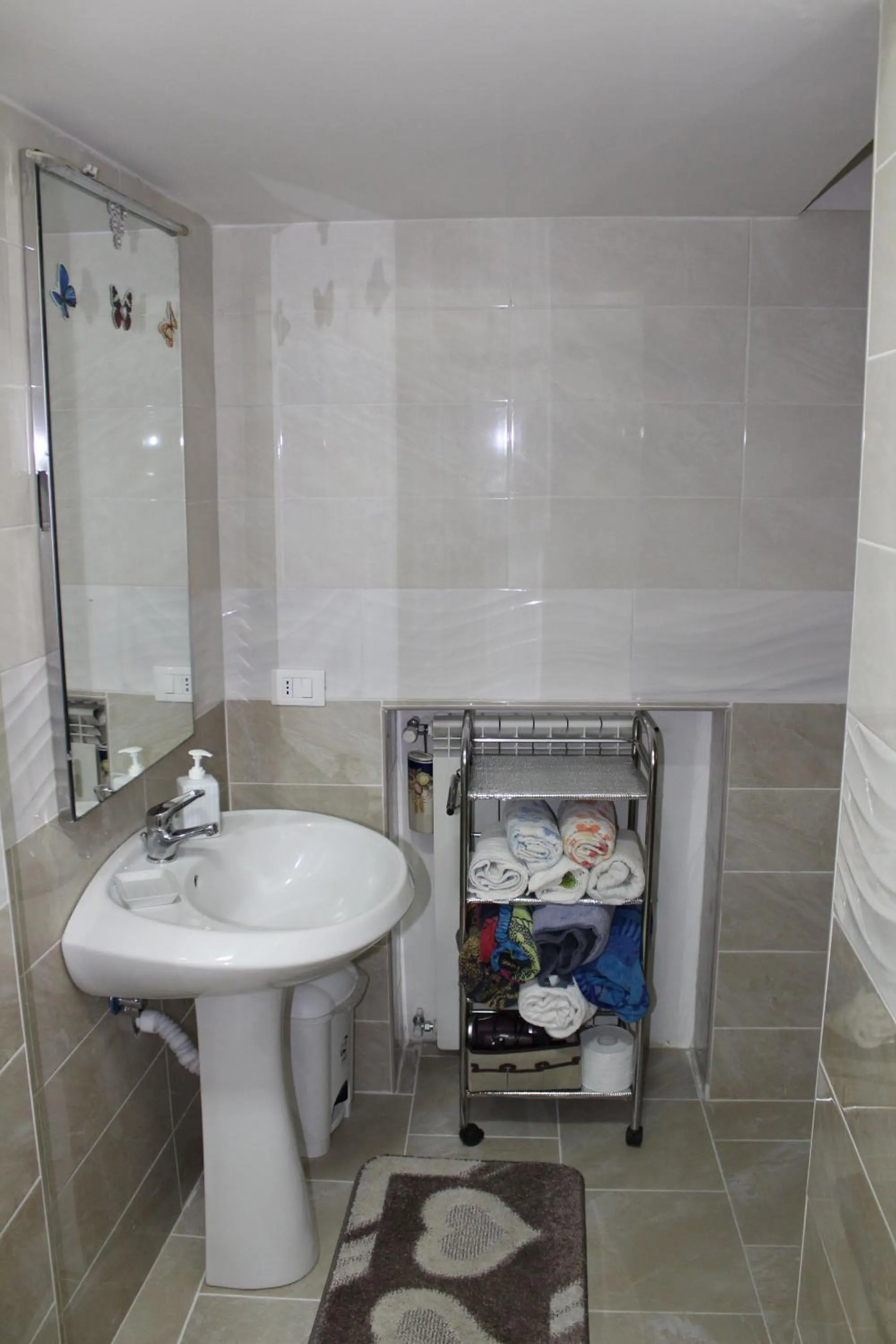 Bathroom in A&C SweetHome