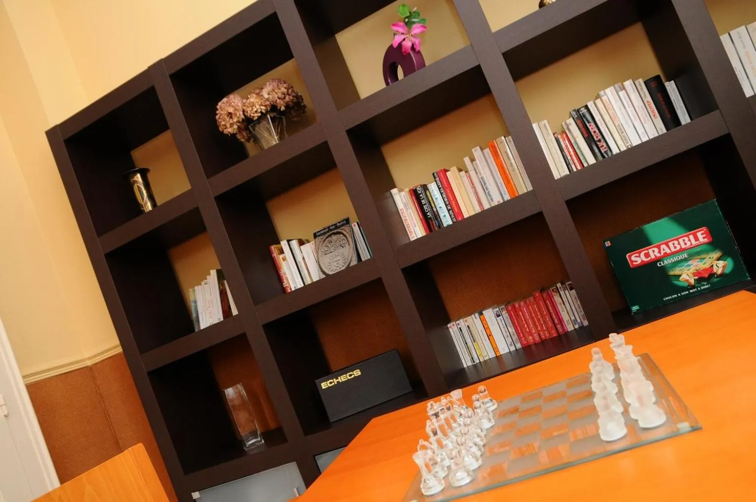 Game Room in Garden & City Luxeuil Ex Le Métropole et Les Thermes