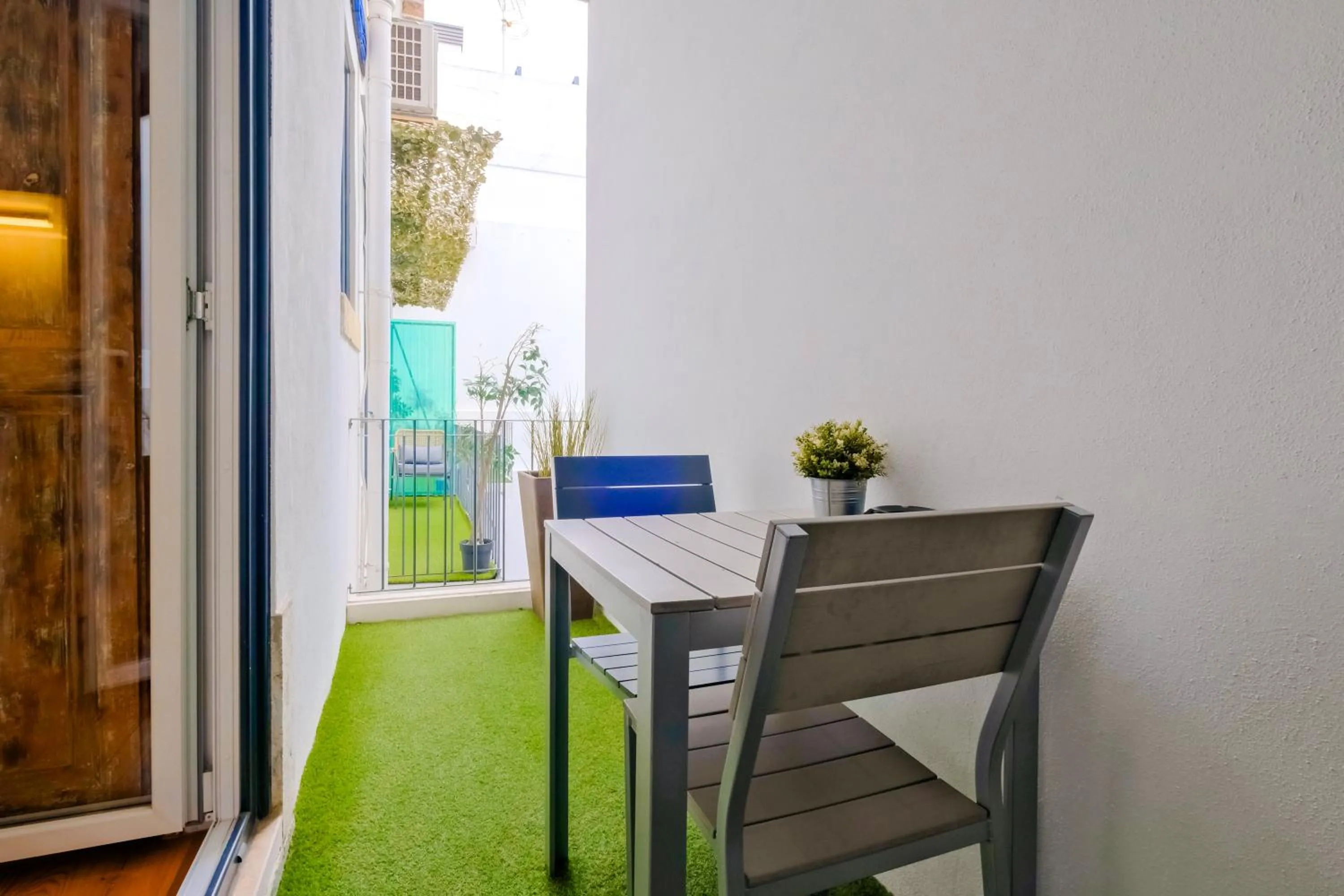 Balcony/Terrace in Chiado Arty Flats