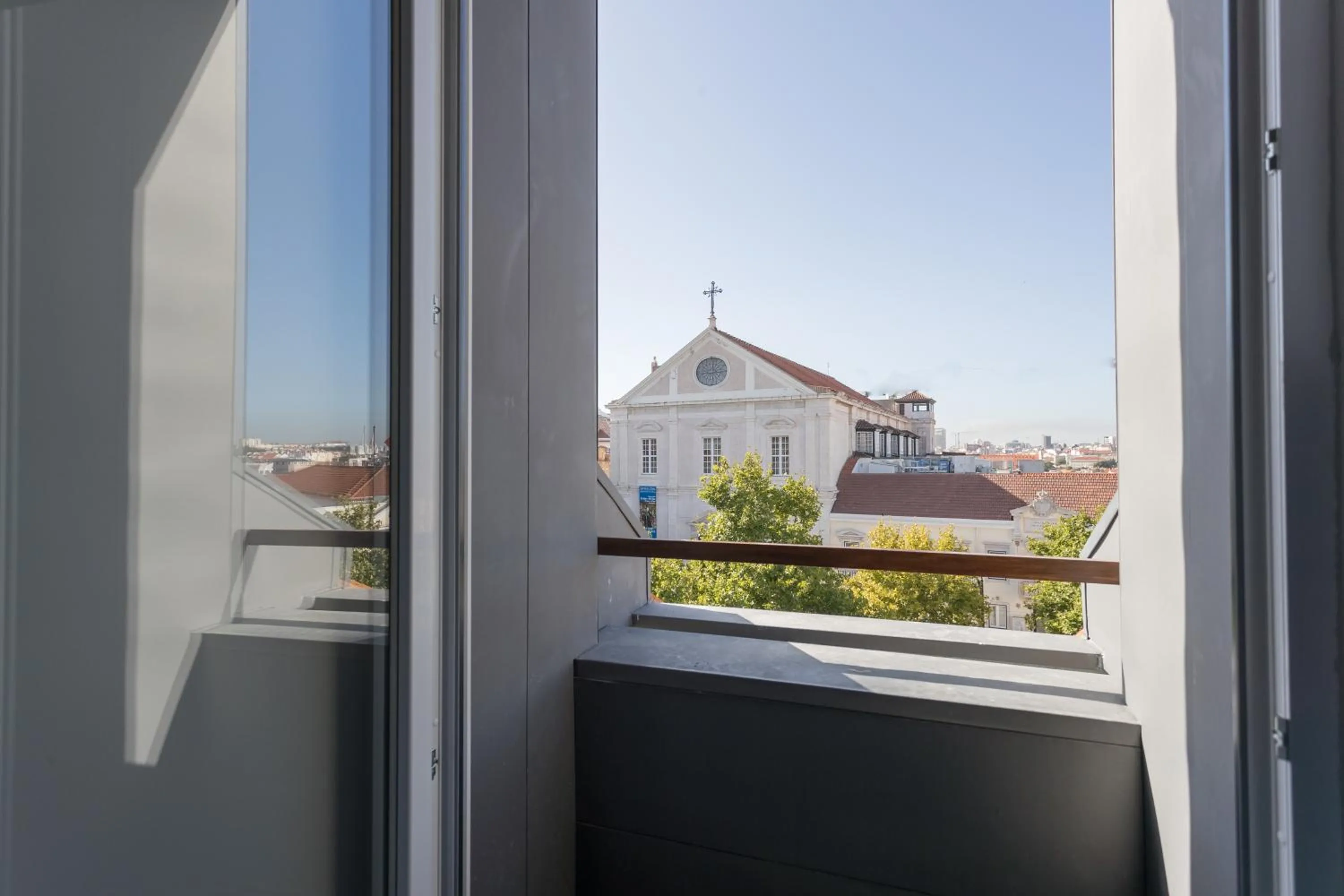 City view in Chiado Arty Flats