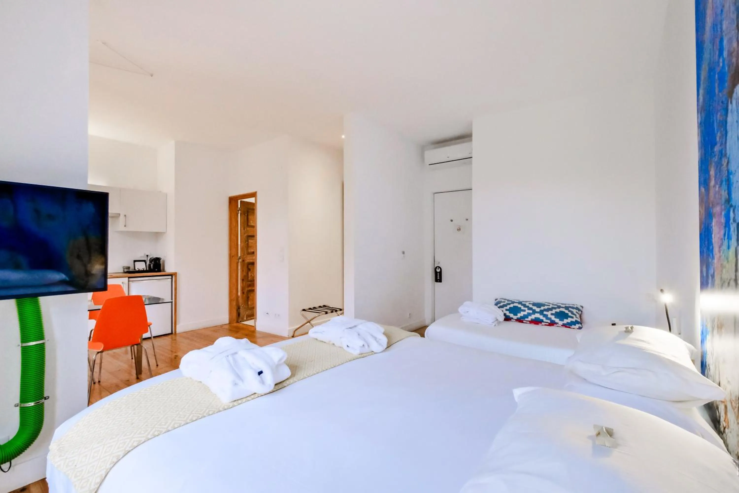 Bed in Chiado Arty Flats