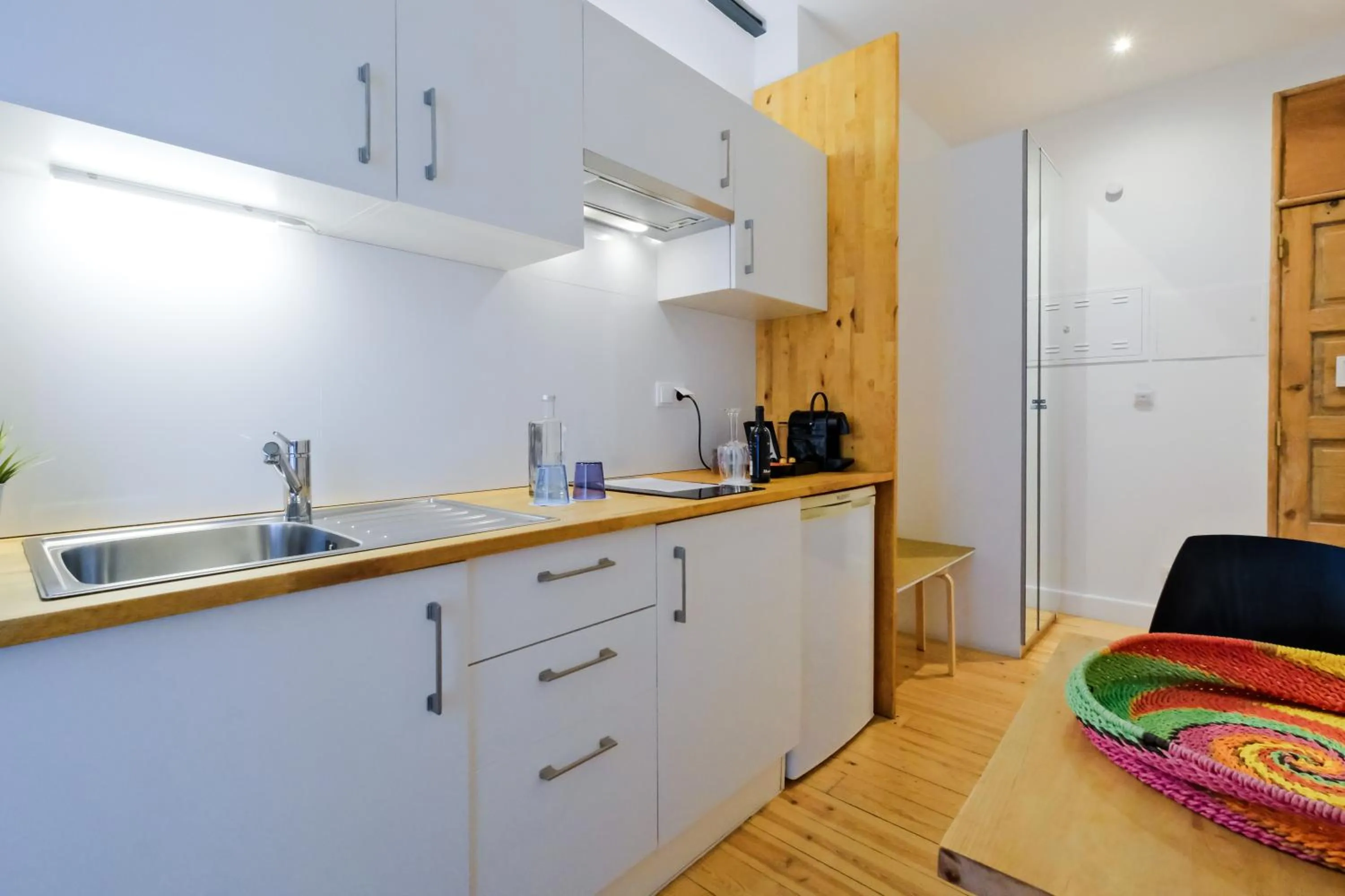 kitchen in Chiado Arty Flats
